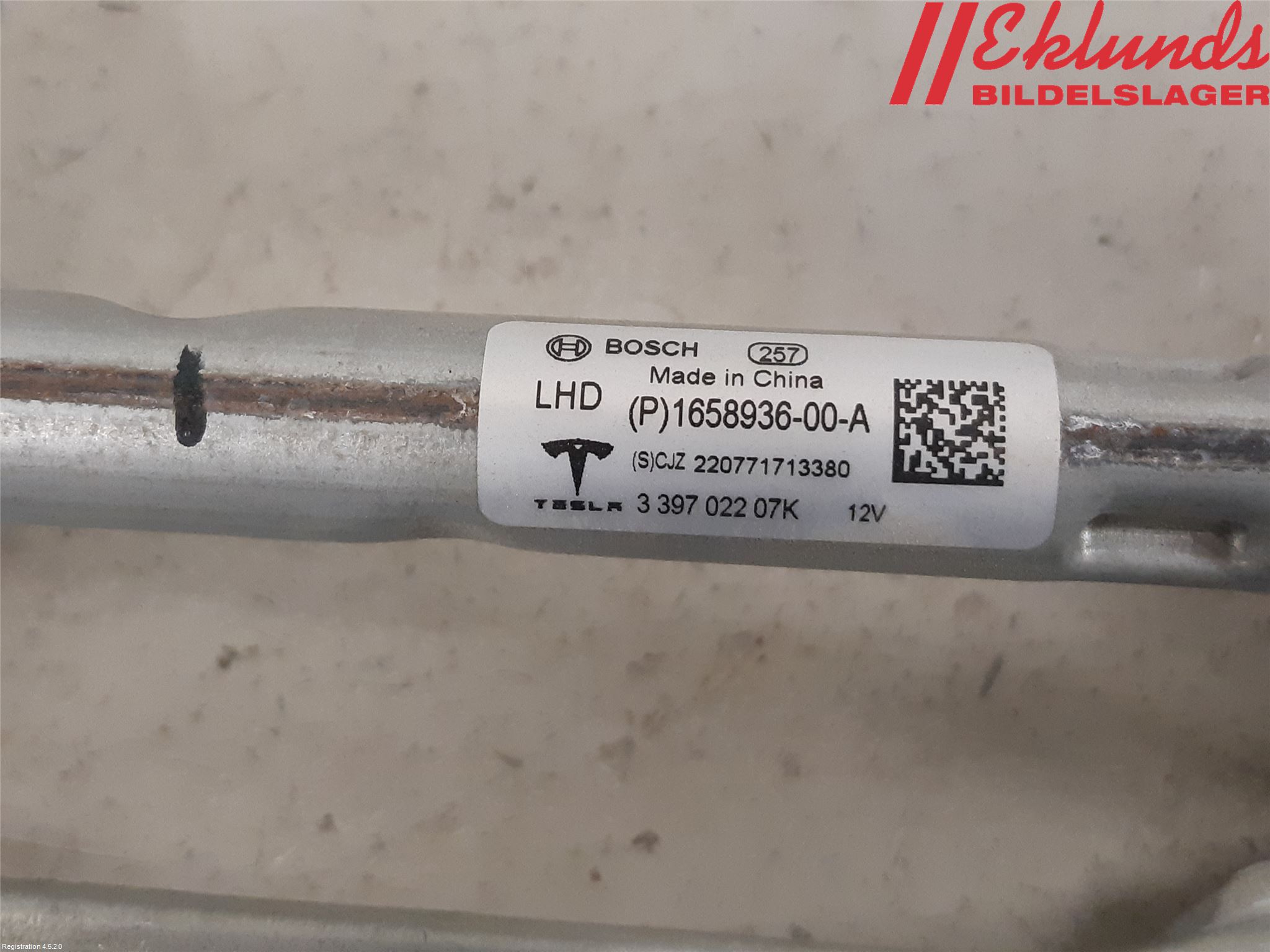 Tesla MODEL Y 21- Torkarmotor Vindruta