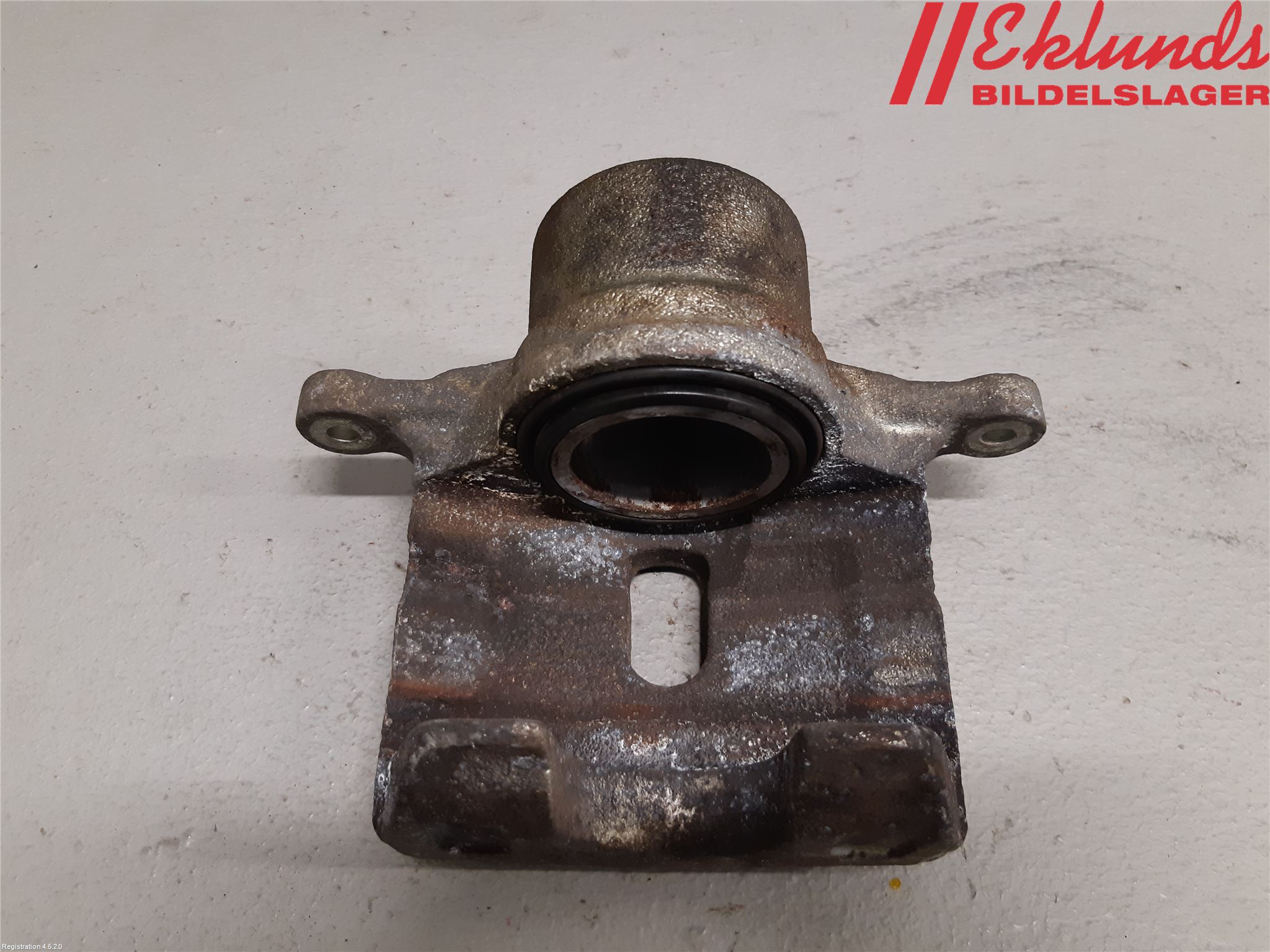 Hyundai i40 08-15 Bromsok Fram Vänster