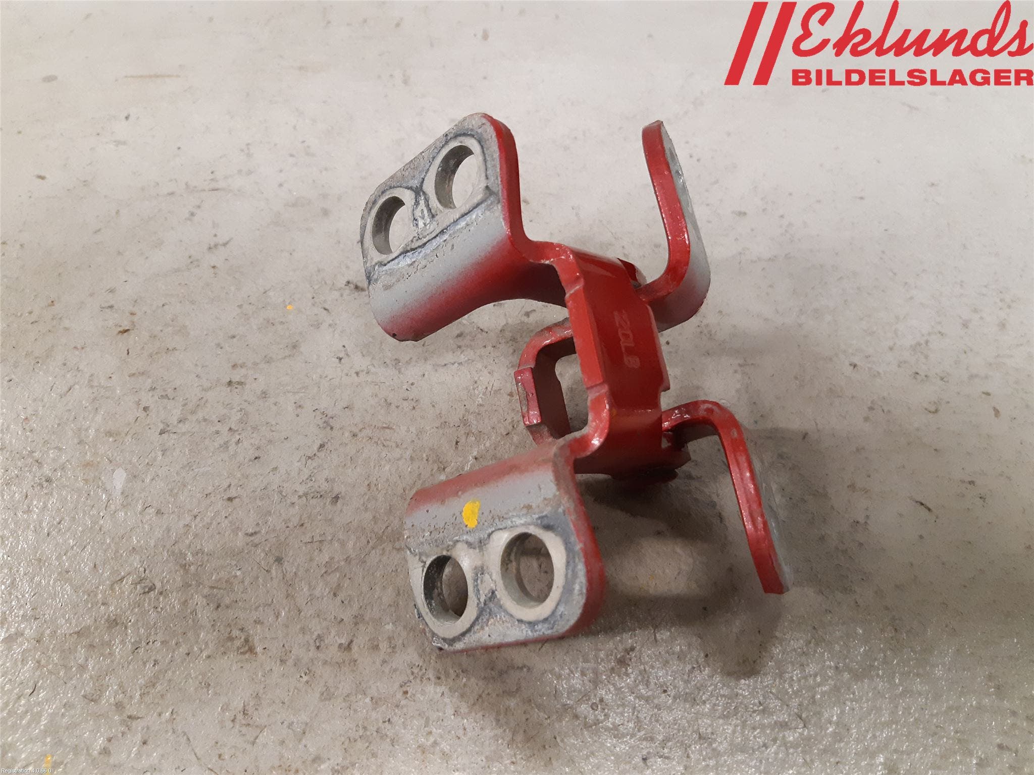 Toyota RAV 4 06-12 Bakluckegångjärn Hö