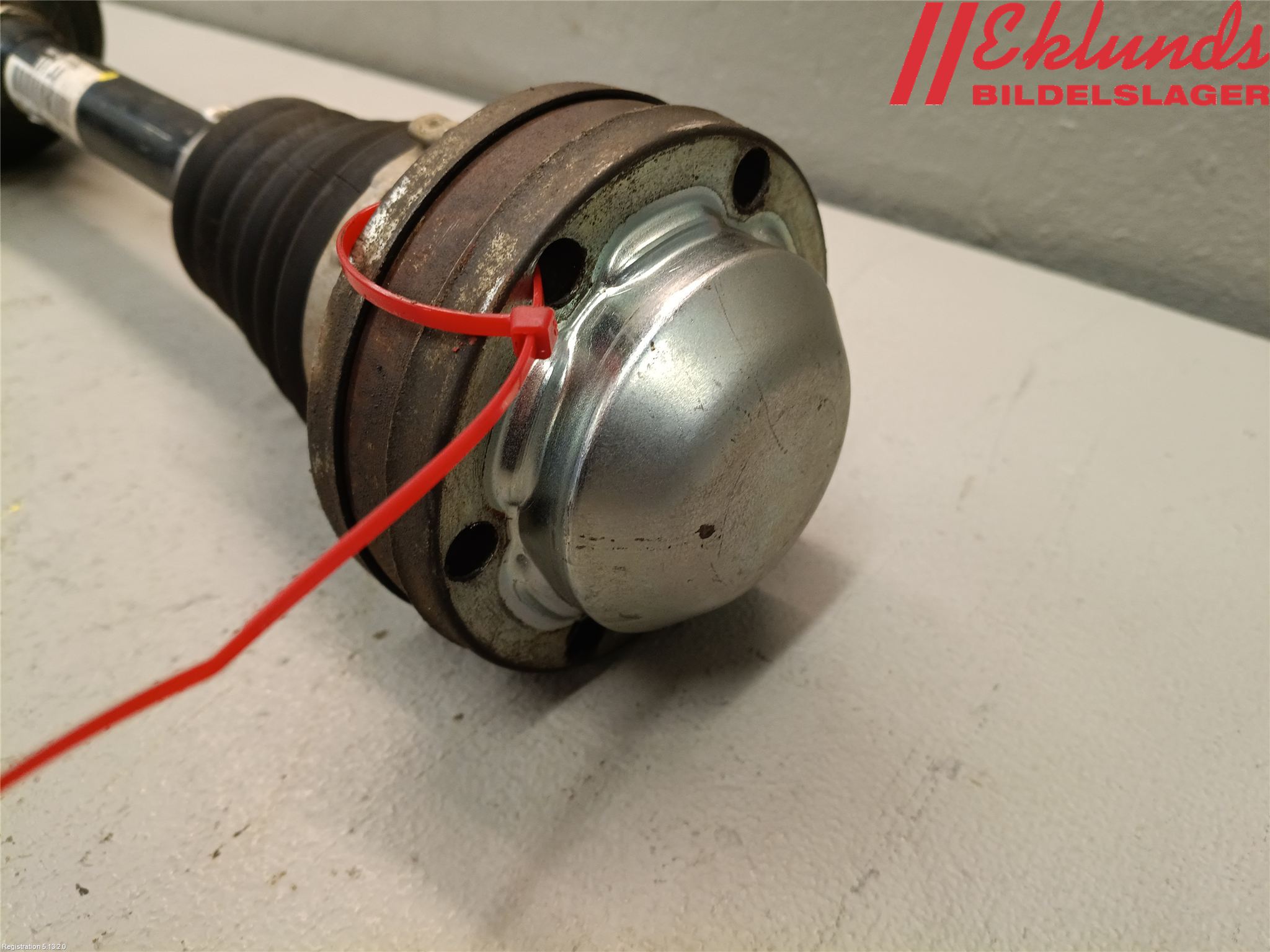 Skoda OCTAVIA (1Z) 05-13 Drivaxel Fram Vänster