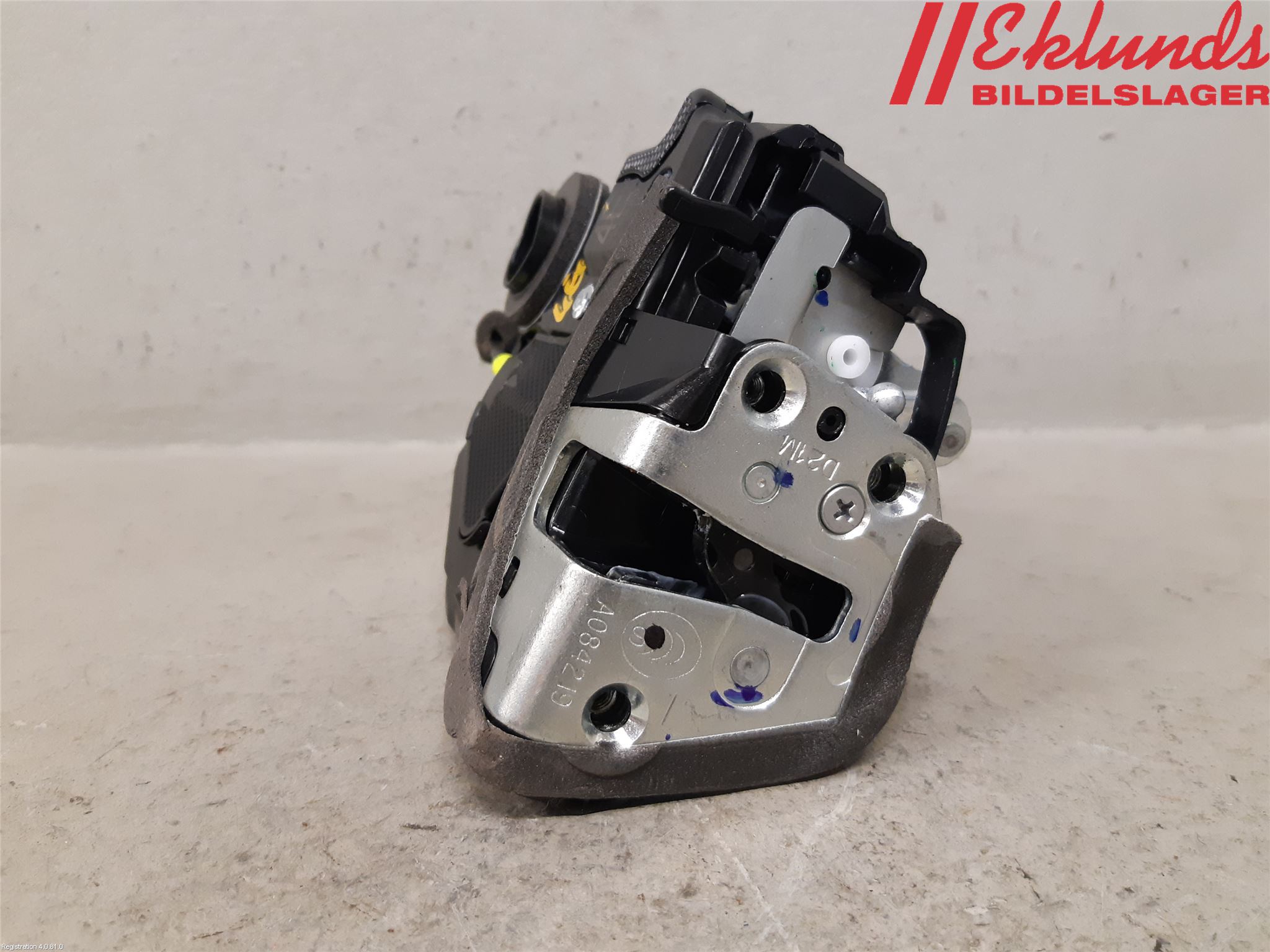 Toyota COROLLA 19- Låskista-Dörrlås