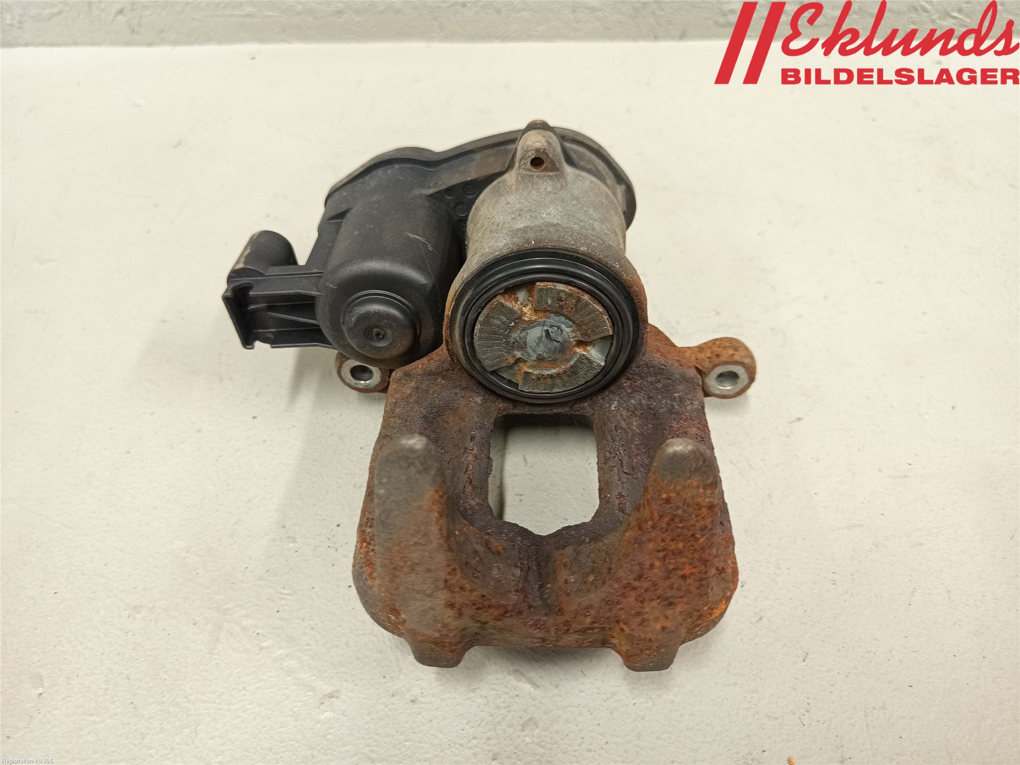 BMW 5 F10/F11/F18 09-17 Bromsok Bak Höger