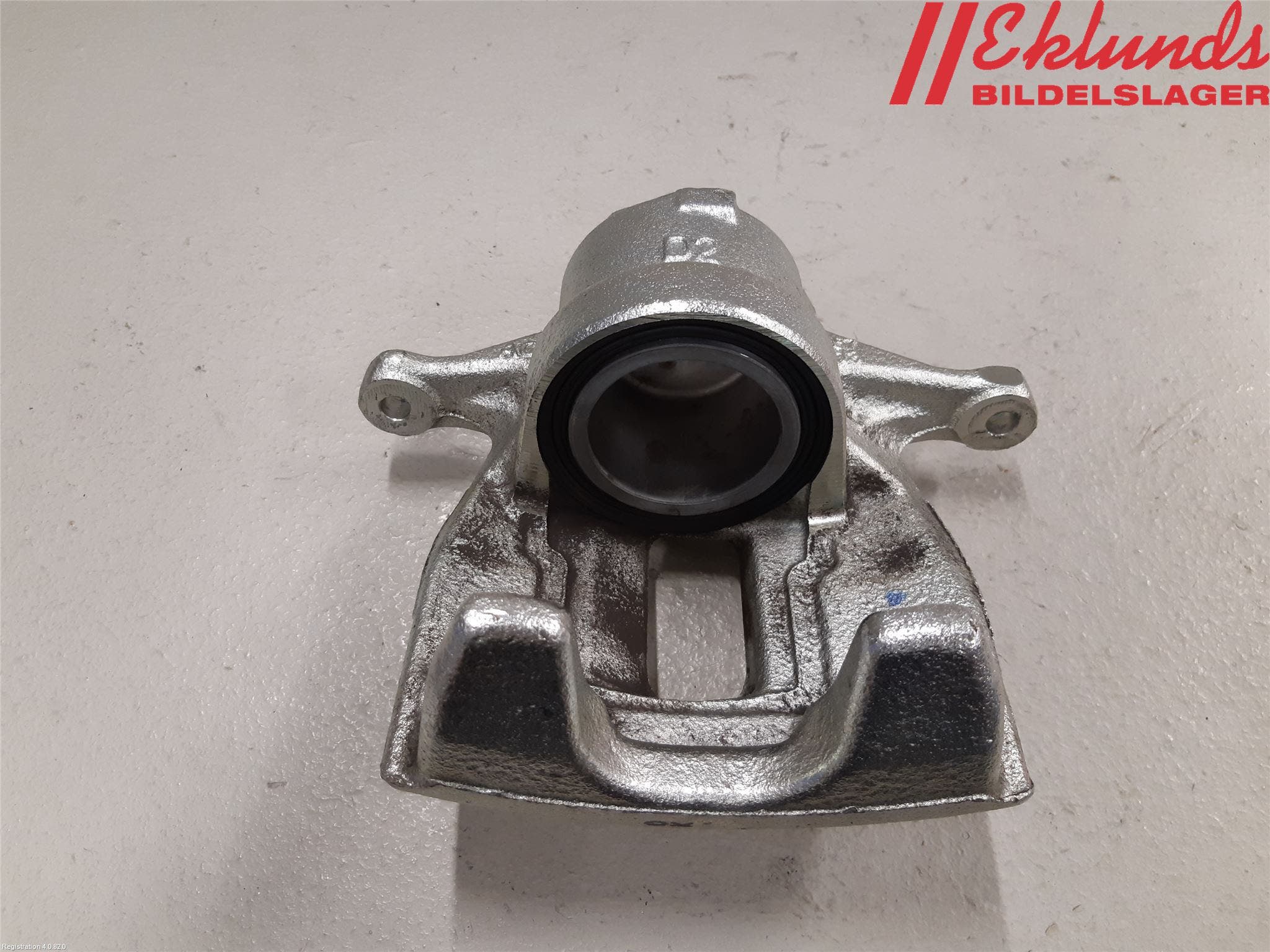 Toyota C-HR 16-23 Bromsok Fram Höger