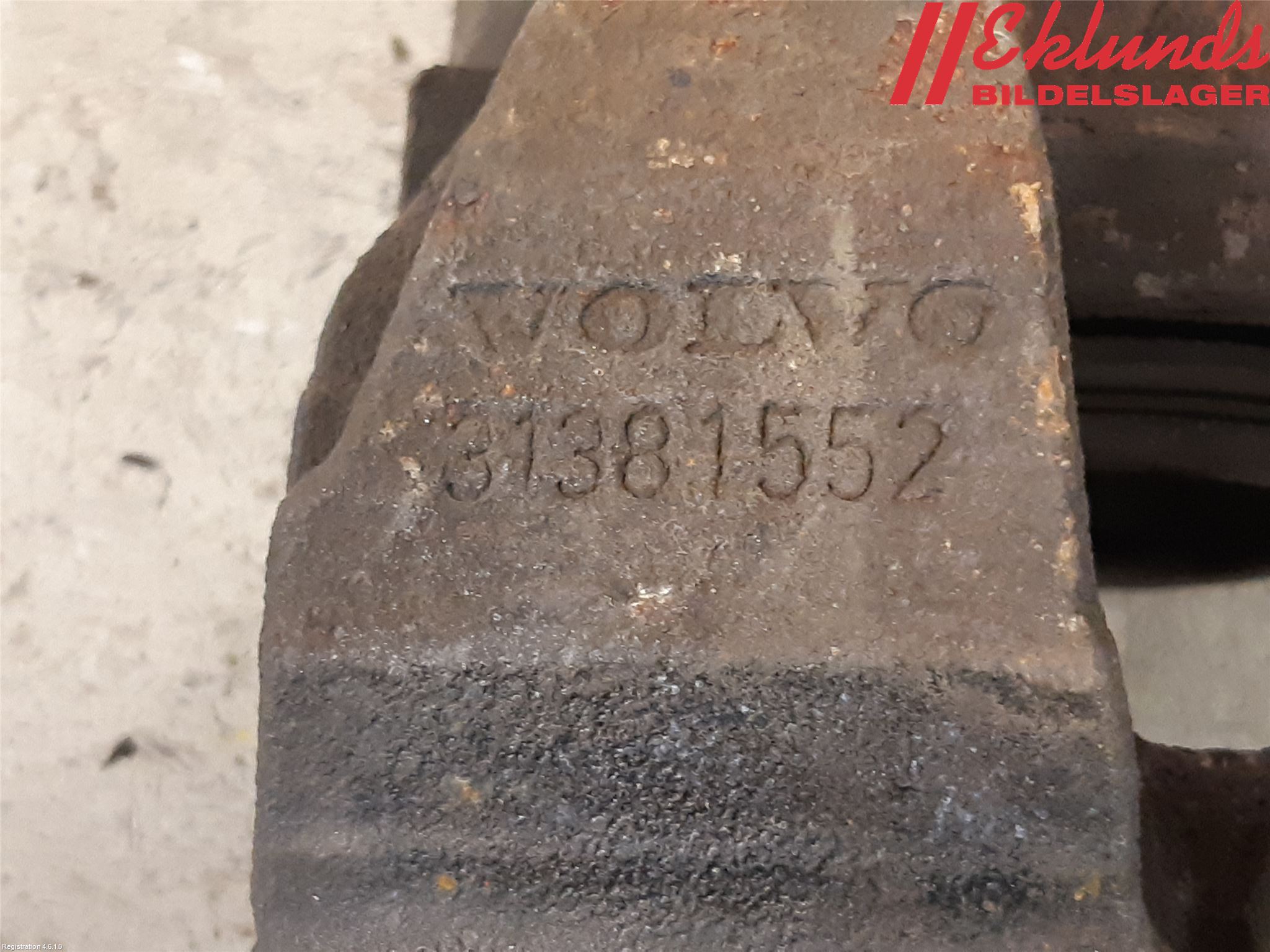 Volvo V90 17->> Bromsok Fram Höger