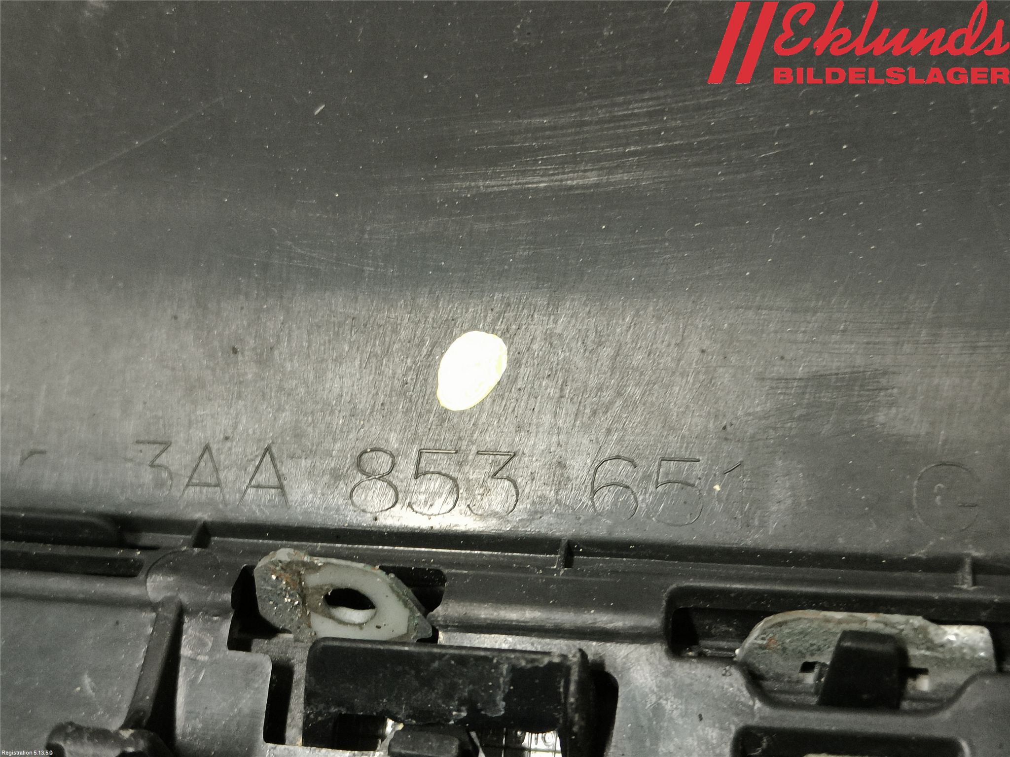 Volkswagen VW PASSAT 11-14 Grill Komp