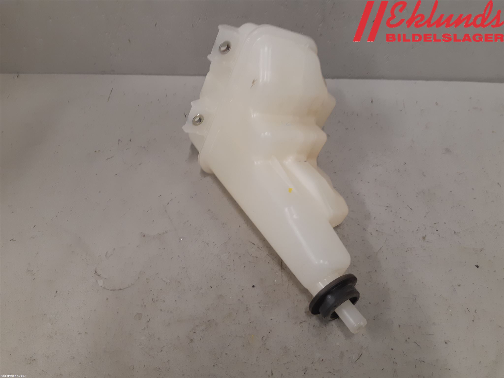 Toyota HILUX 16- Expansionstank