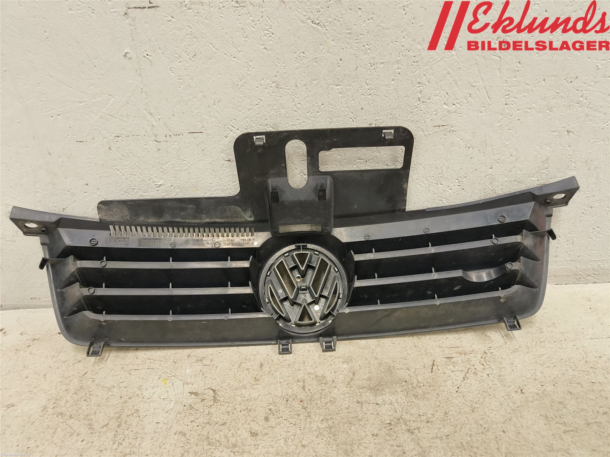 Volkswagen VW POLO 02-05 Grill Komp