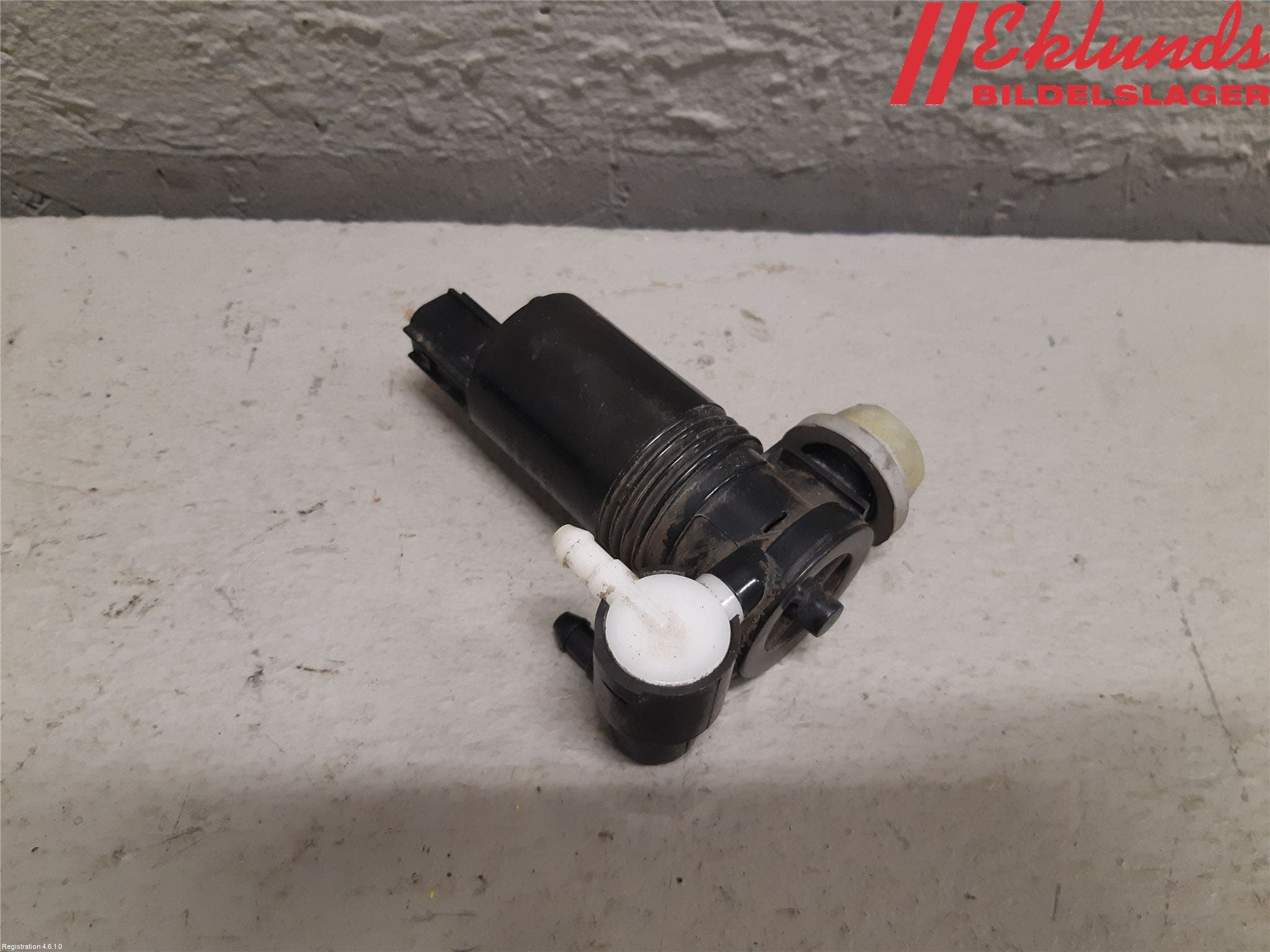 Volvo V40 12-19 Spolarpump Vindruta