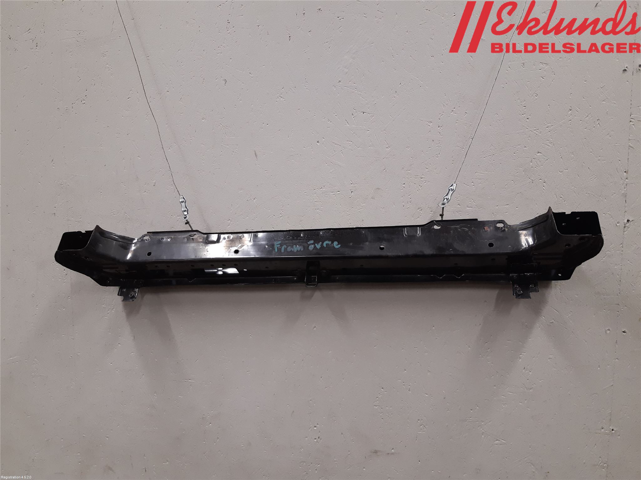 Hyundai TUCSON 05- Kylarfäste-Ram-Balk