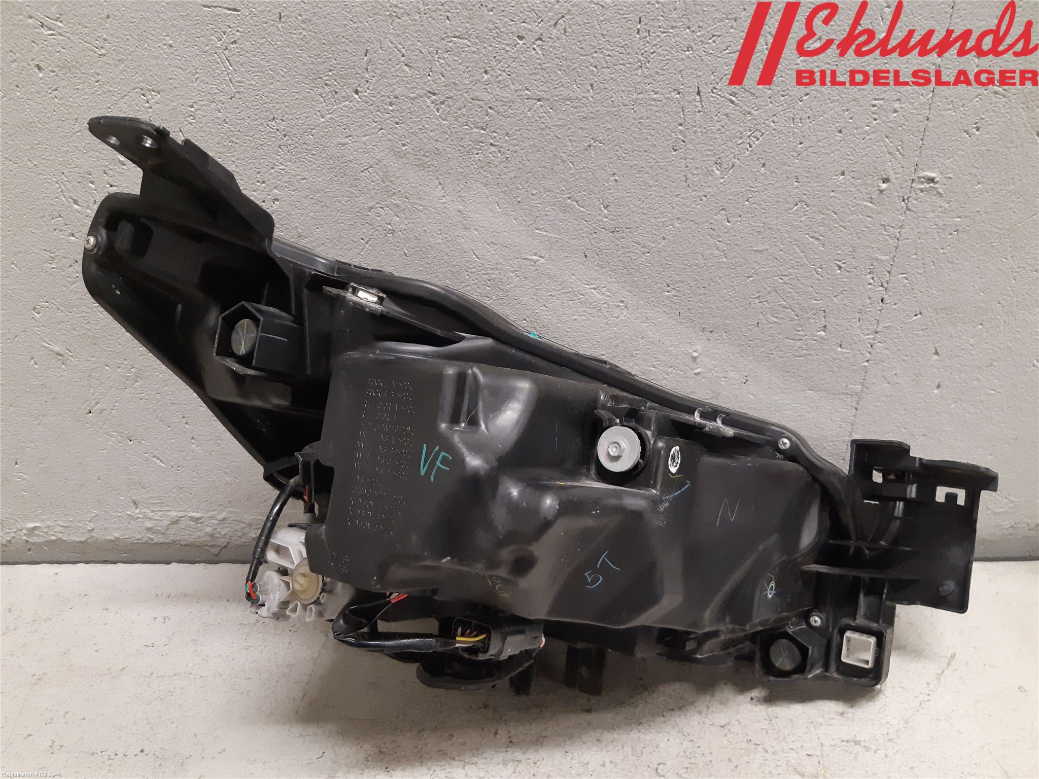 Mazda 2 (DJ) 15-22 Strålkastare Vänster