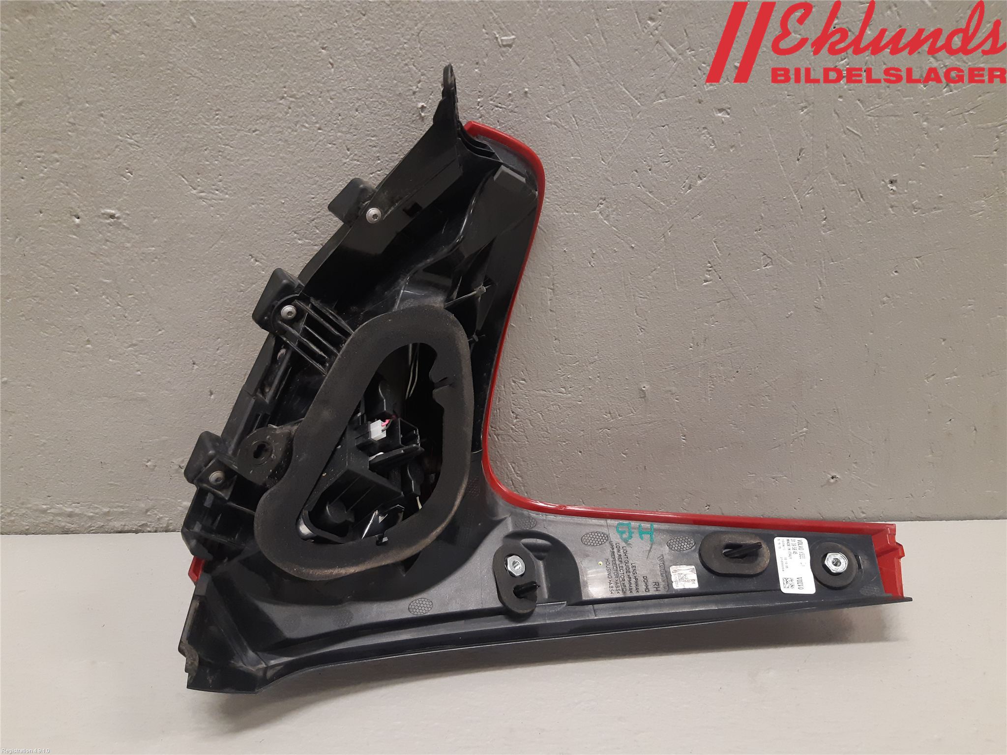 Volvo V40 12-19 Bakljus Höger