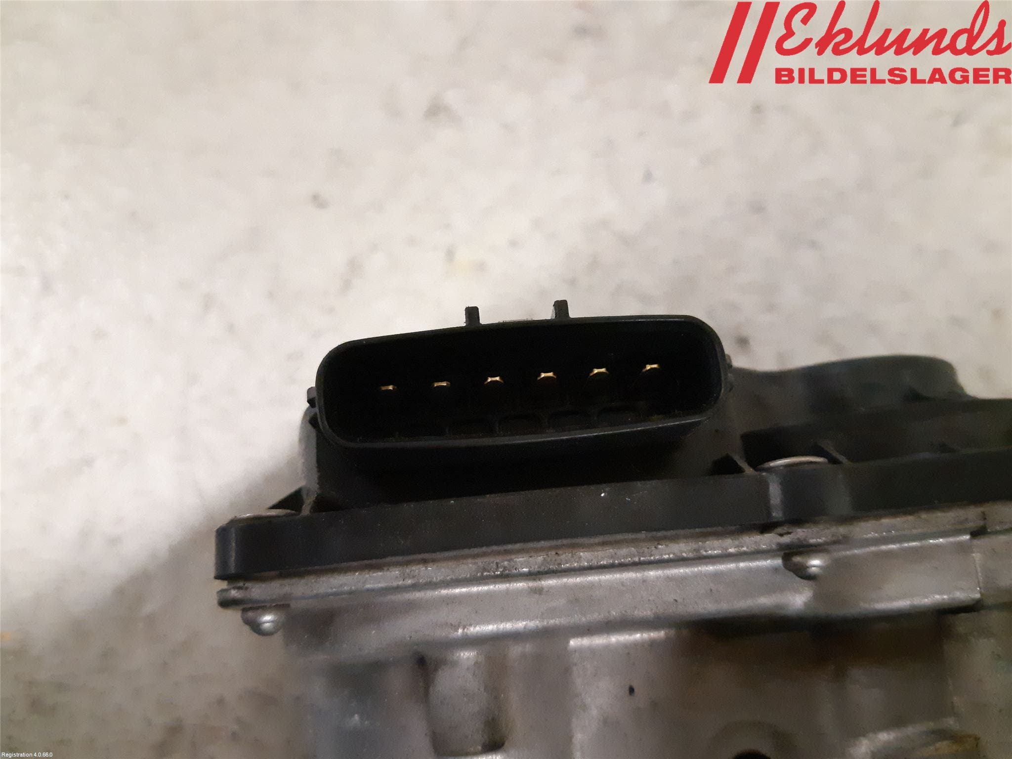 Suzuki SX4 S-CROSS 14-21 Injspjällhus