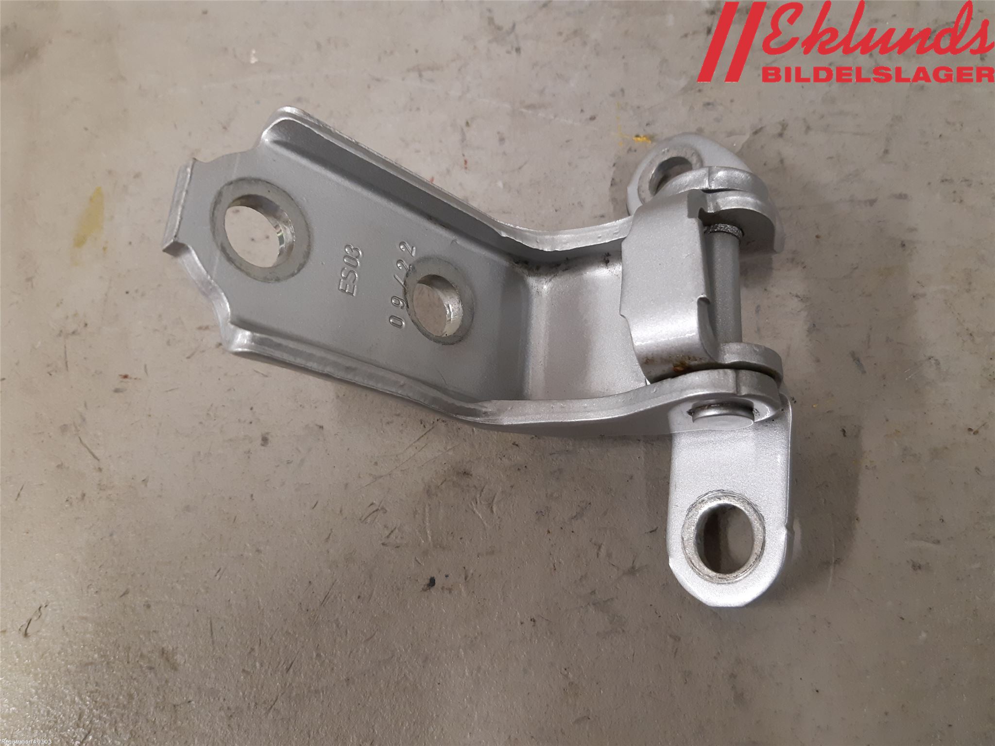 Toyota COROLLA 19- Dörrgångjärn