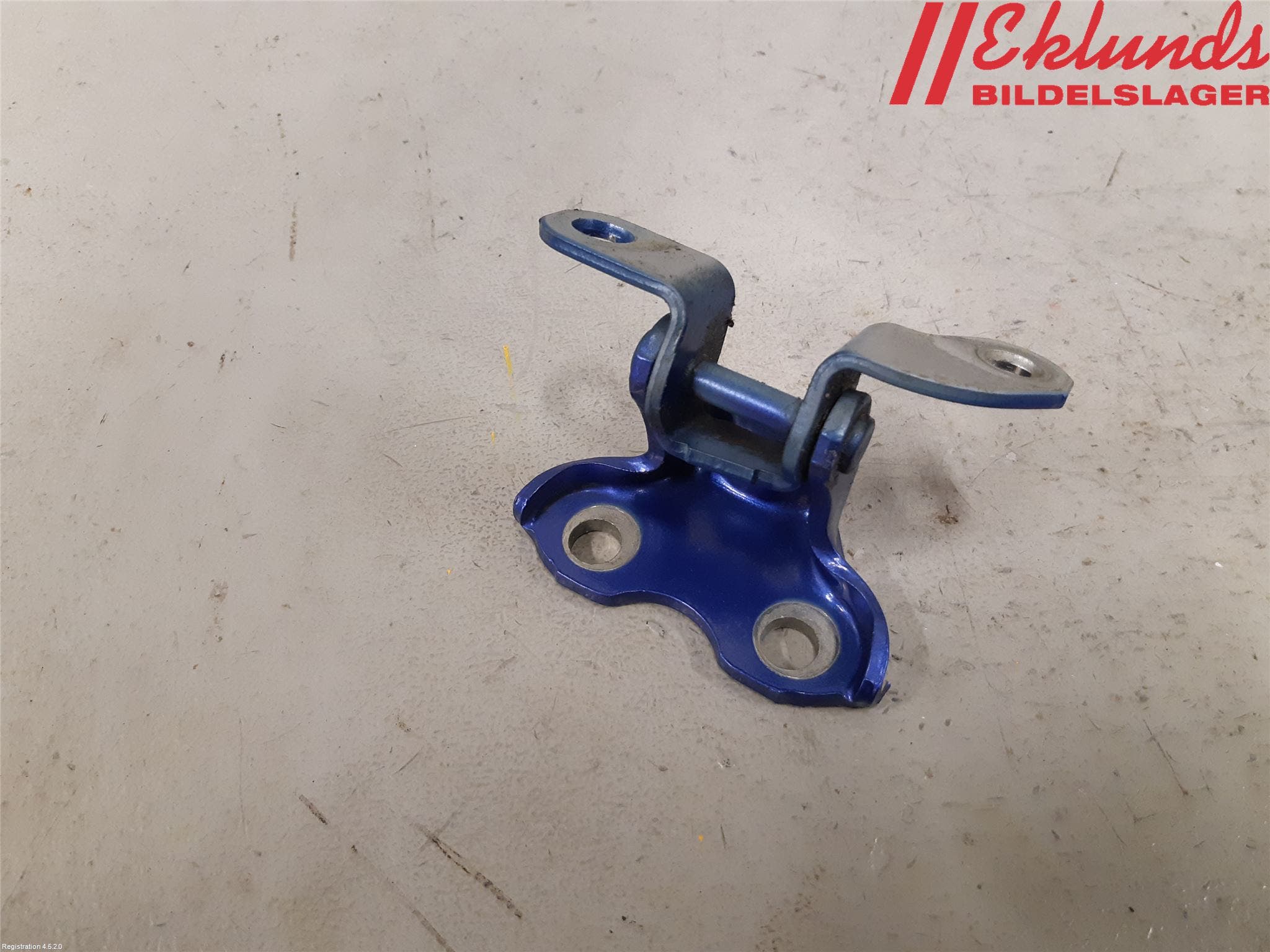 Toyota YARIS XP130 15-20 Dörrgångjärn