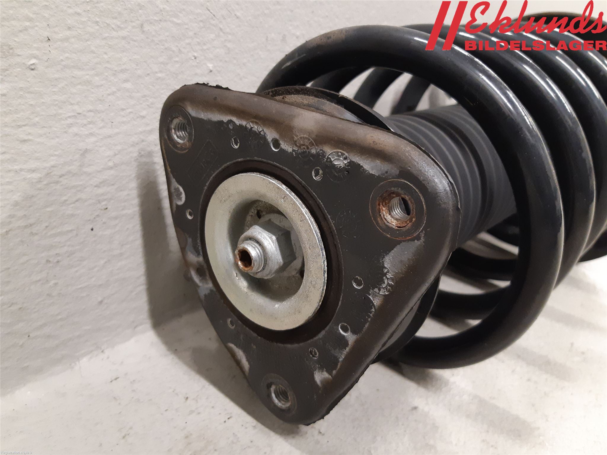 Ford TRANSIT/TOURNEO CONNECT 13-22 Fjäderben Fram Höger