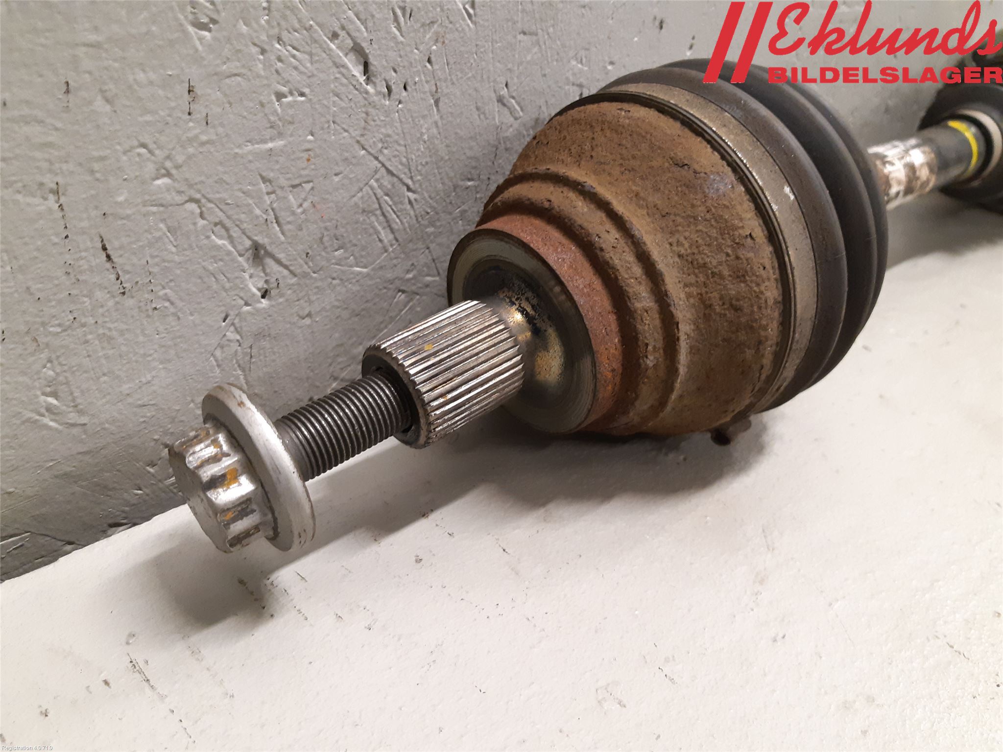 Audi A3/S3 8V 13-20 Drivaxel Fram Vänster