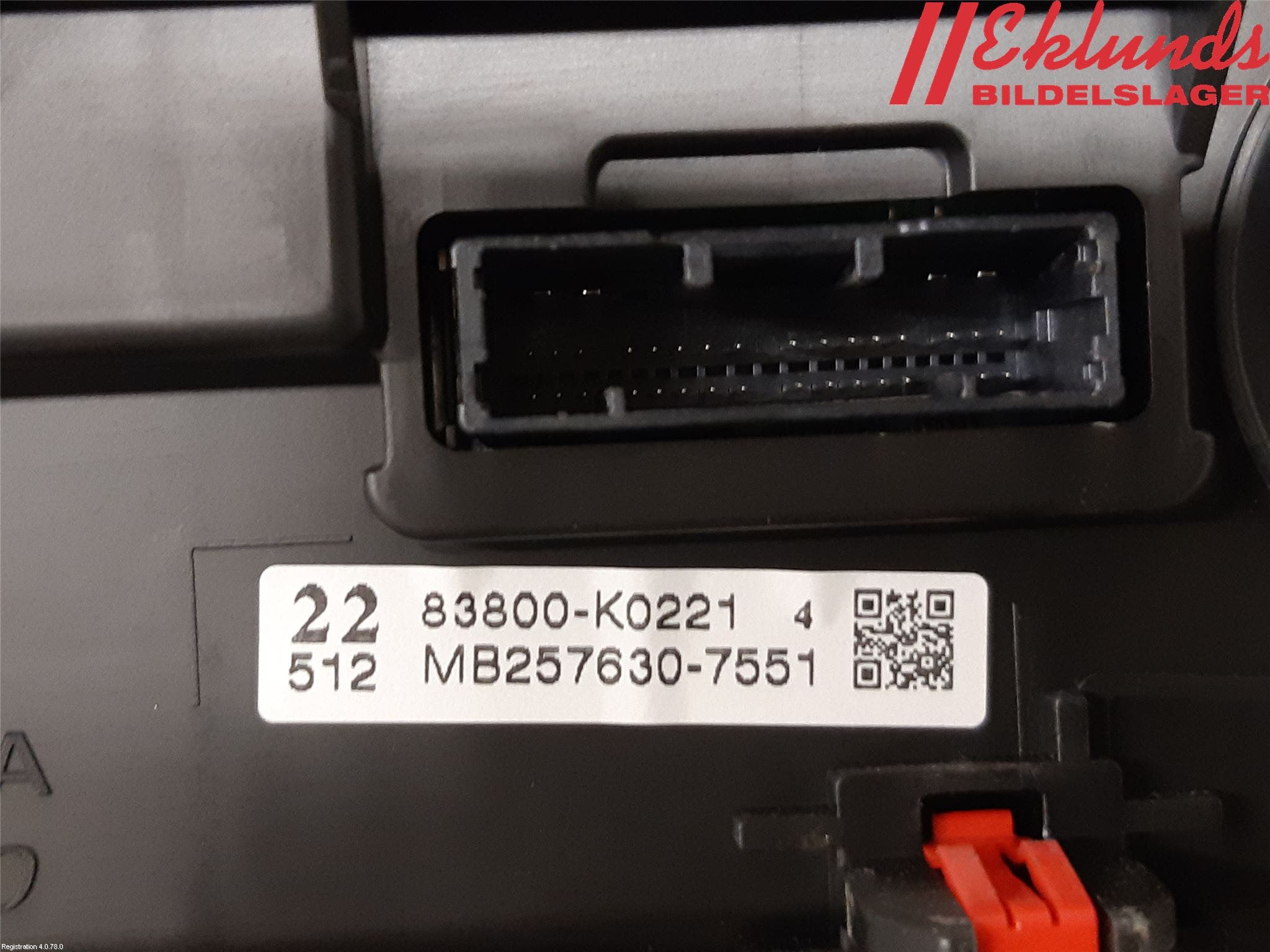 Toyota YARIS XP21 20- Instrument Komb