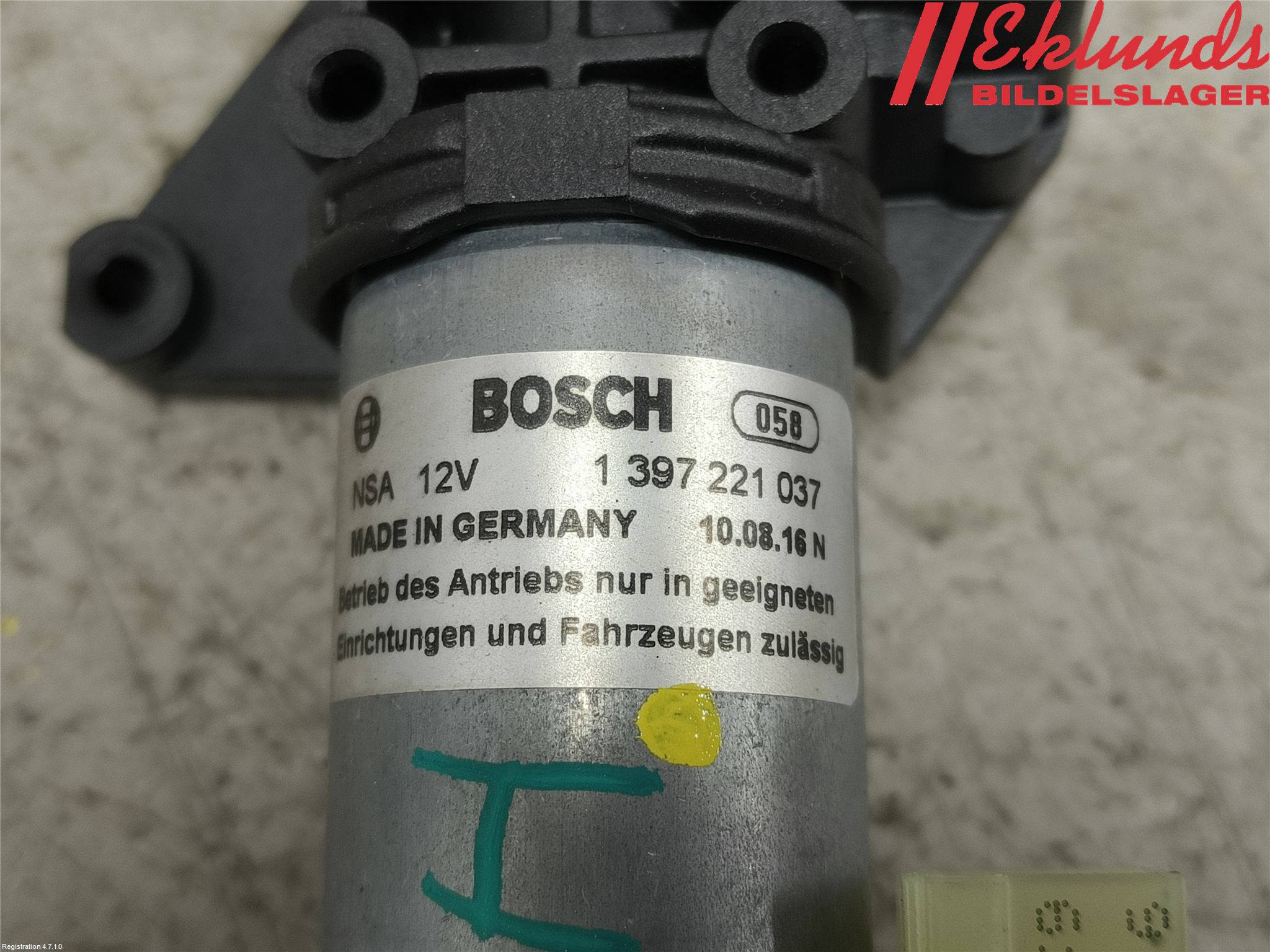 Audi A4/S4 B9 16-19 Bakluckeöppnare Automatisk