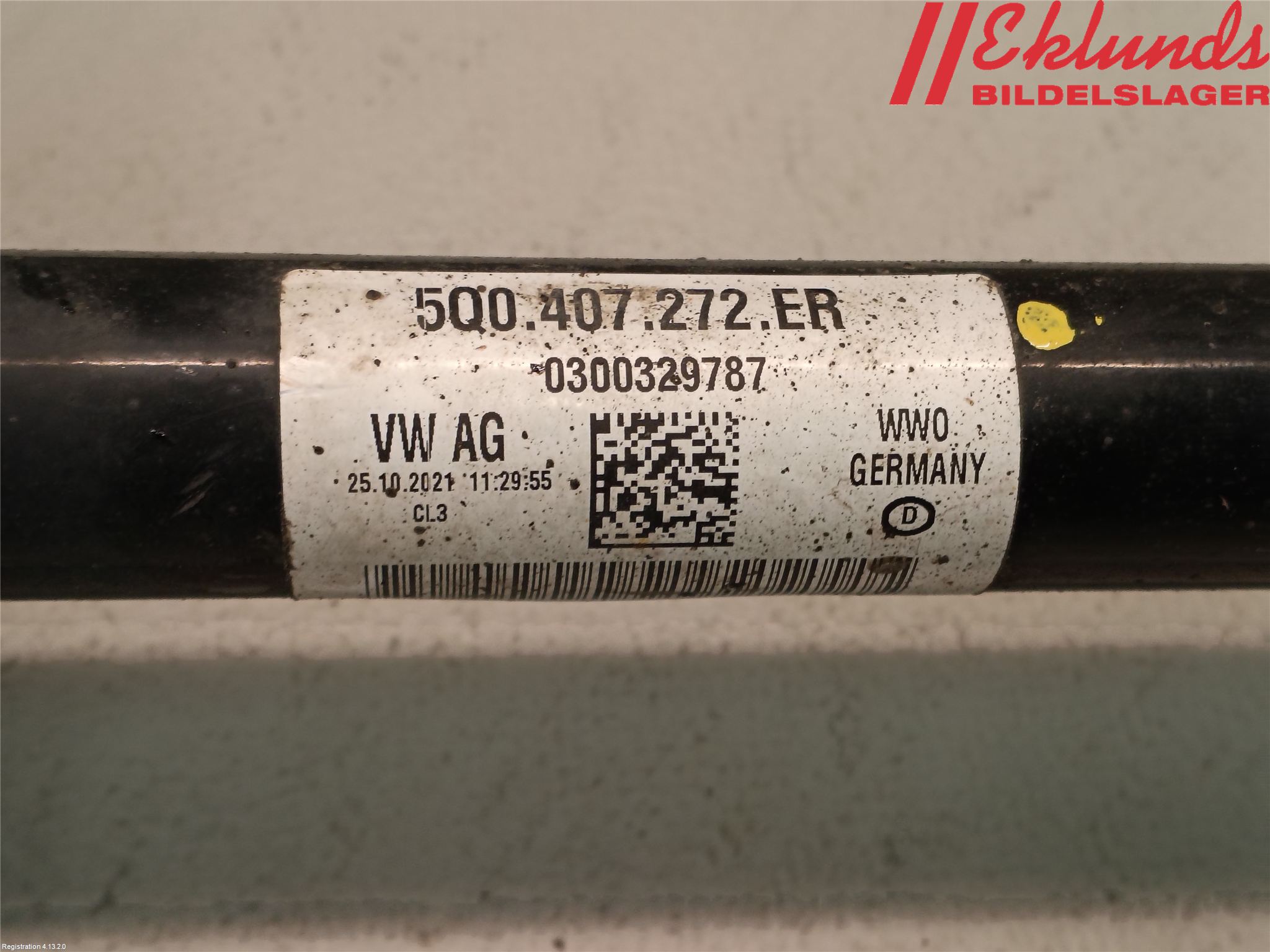 Volkswagen VW T-ROC 18- Drivaxel Fram Höger