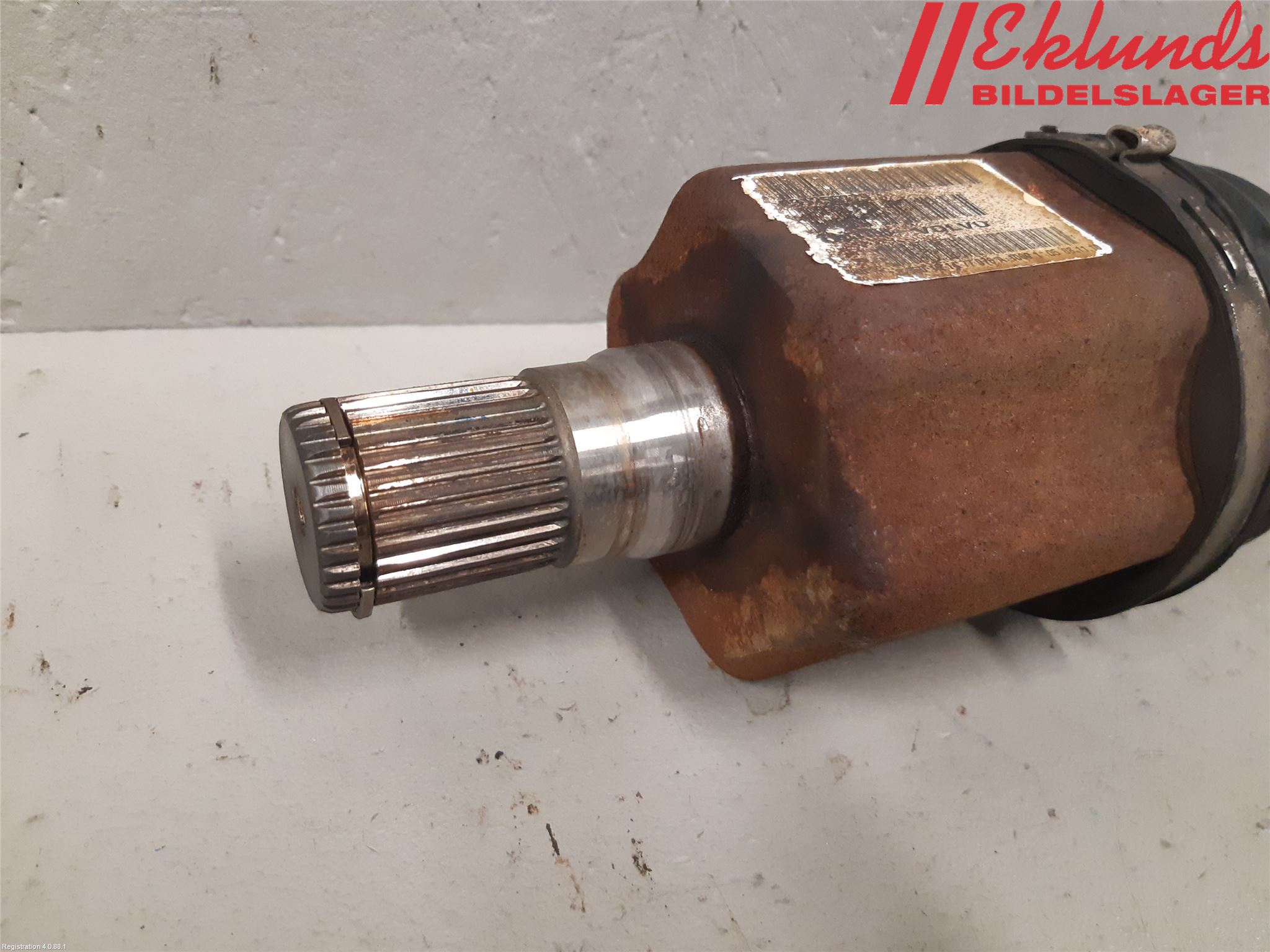 Volvo V60 11-13 Drivaxel Fram Vänster