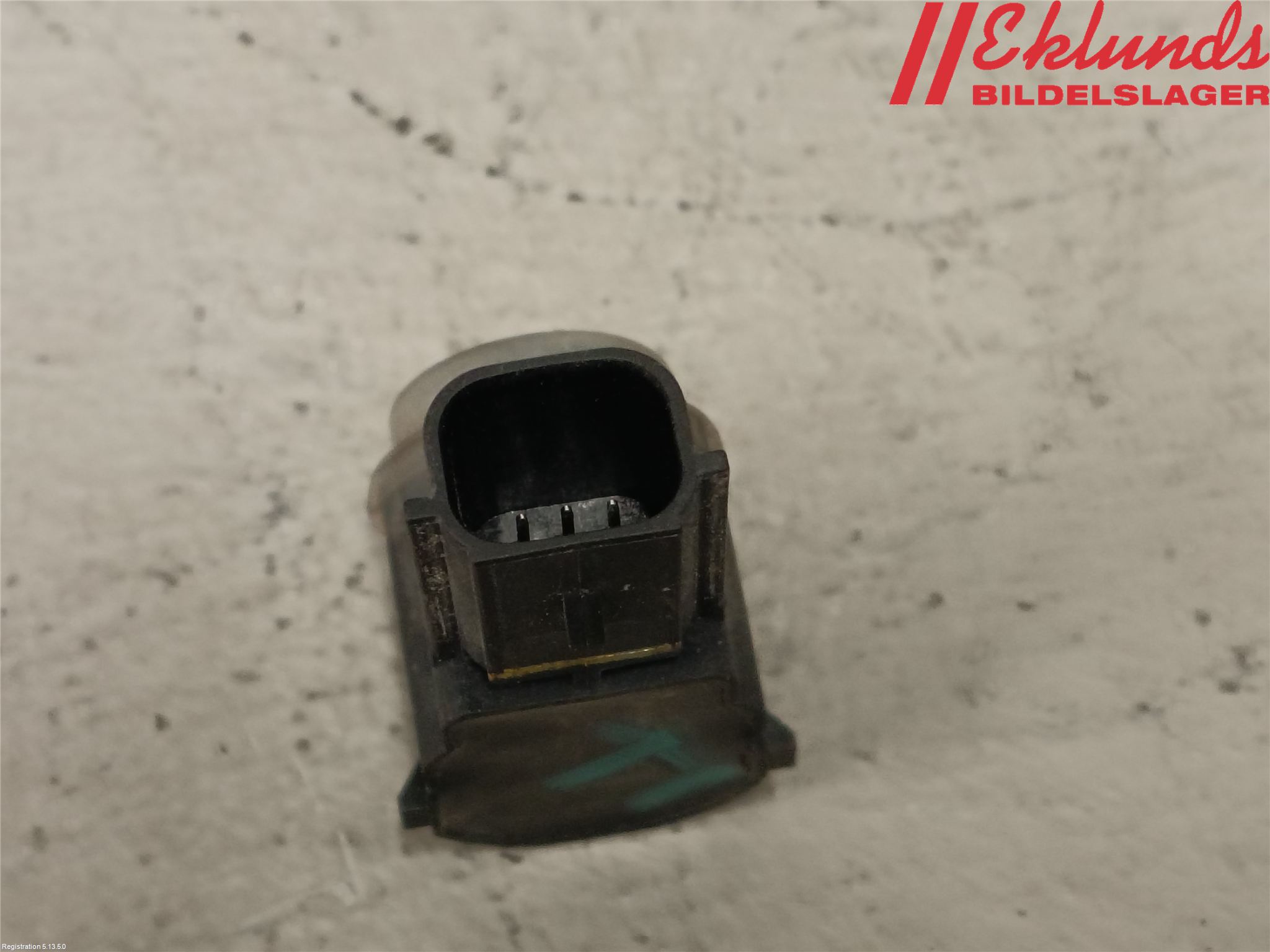Ford MONDEO 15-22 Parkeringshjälp Frontsensor