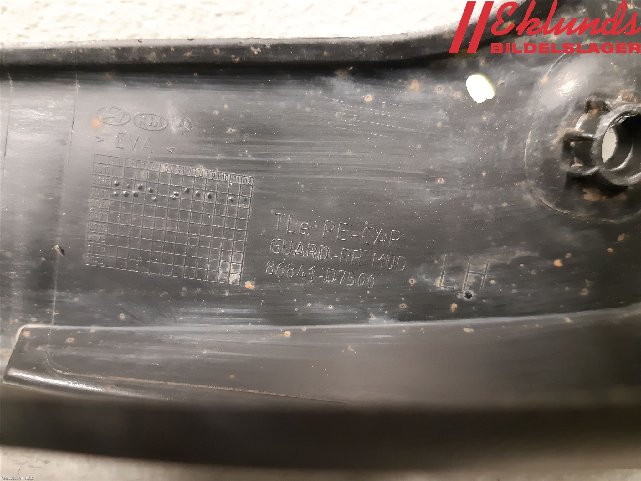 Hyundai TUCSON 05- Stänkskydd