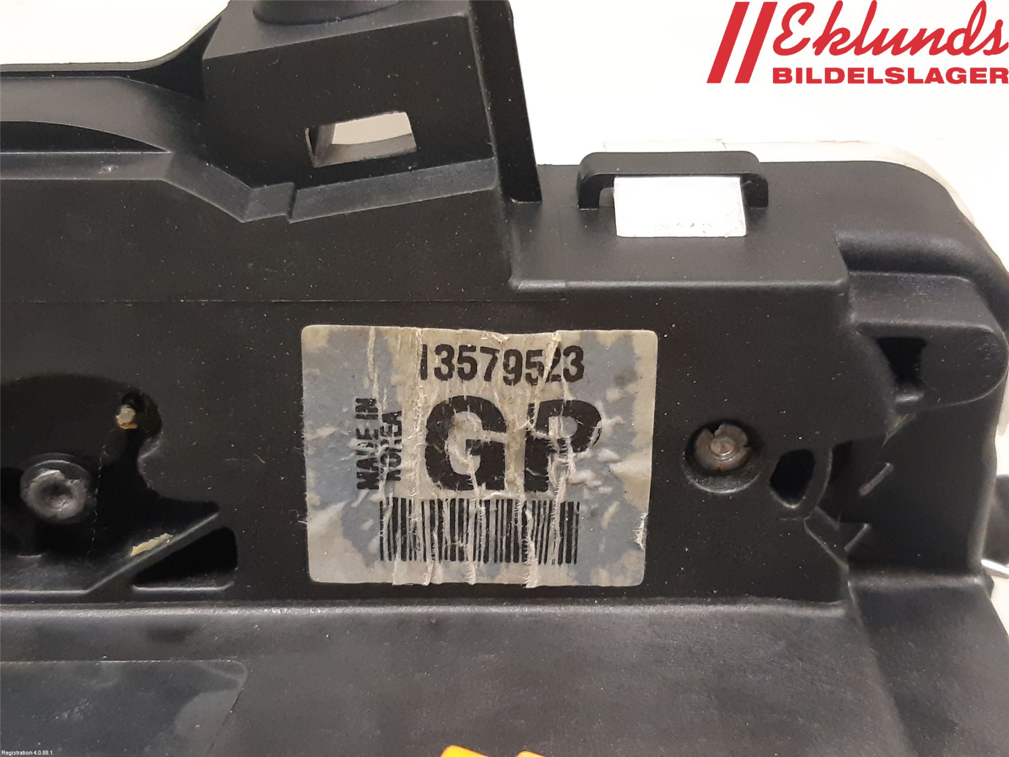 Opel INSIGNIA 09-16 Låskista-Dörrlås