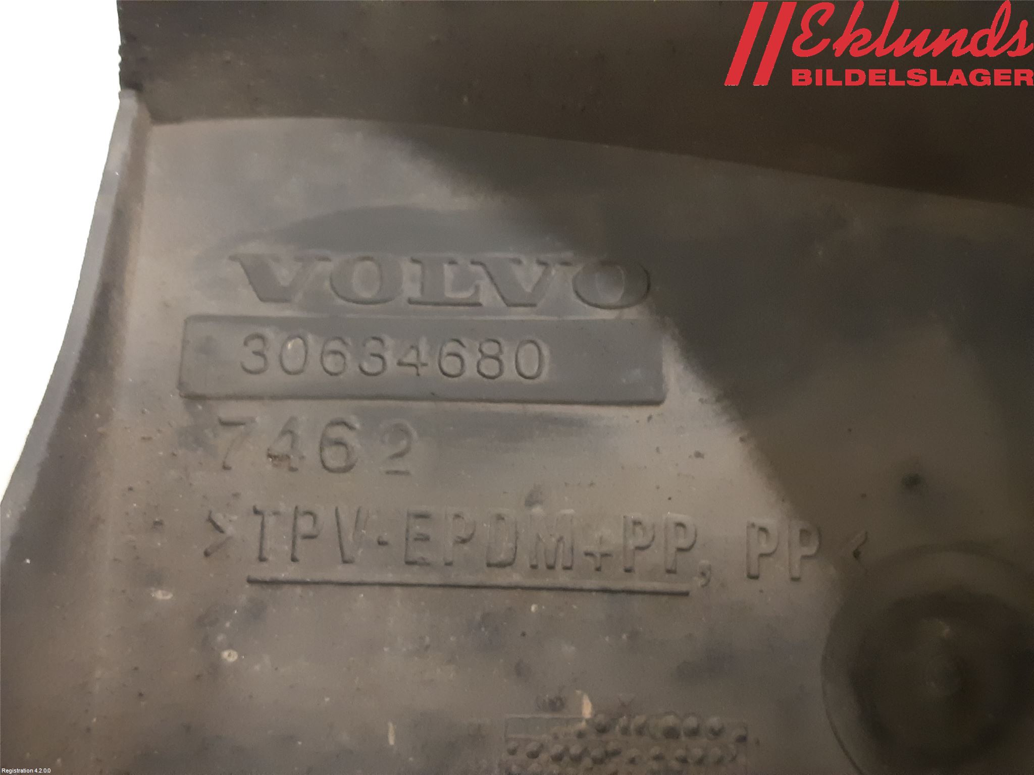 Volvo V70 00-04 Deflektor Plåt-Plast Kylning