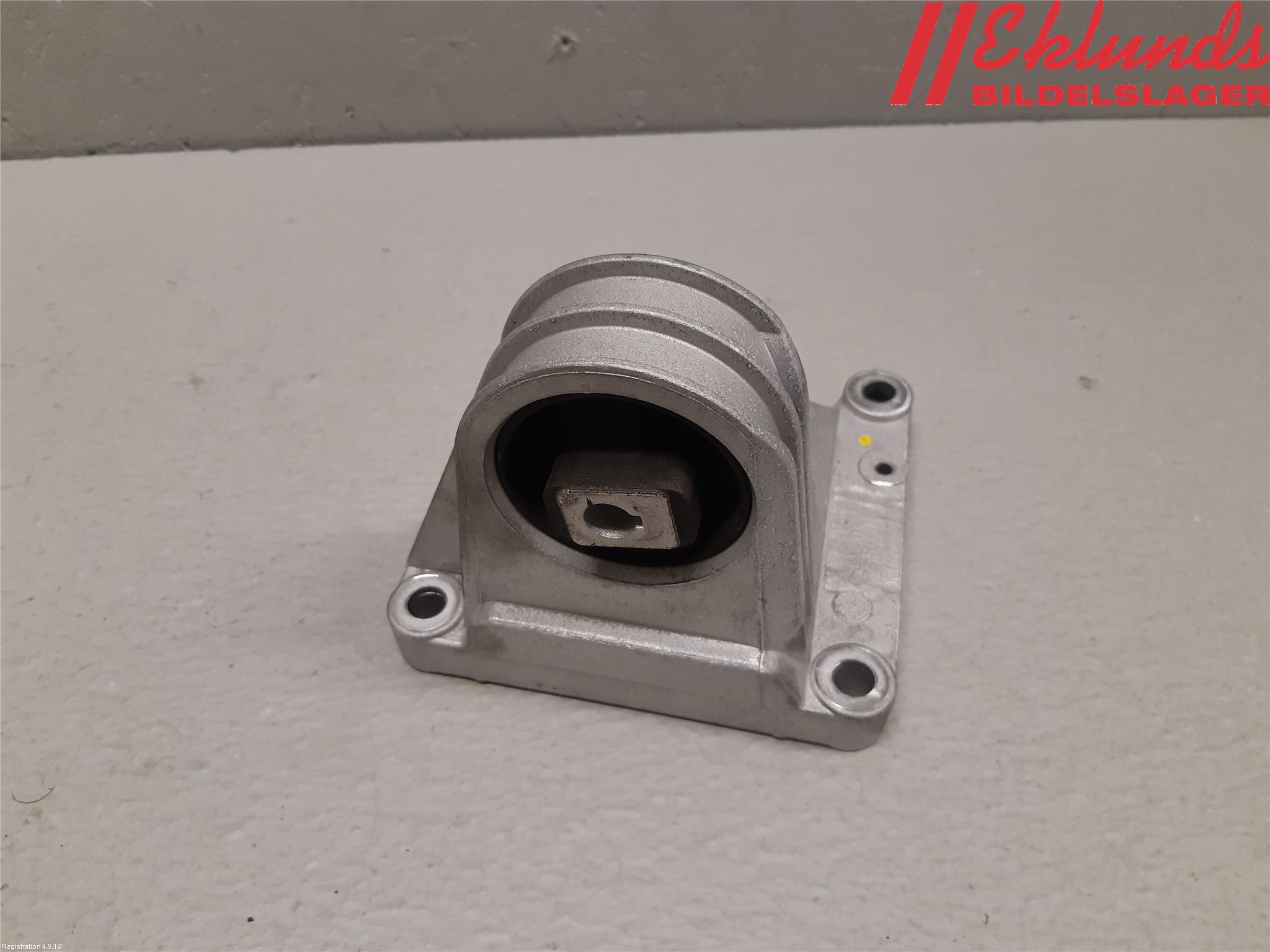 Volvo V70 00-04 Motorfäste