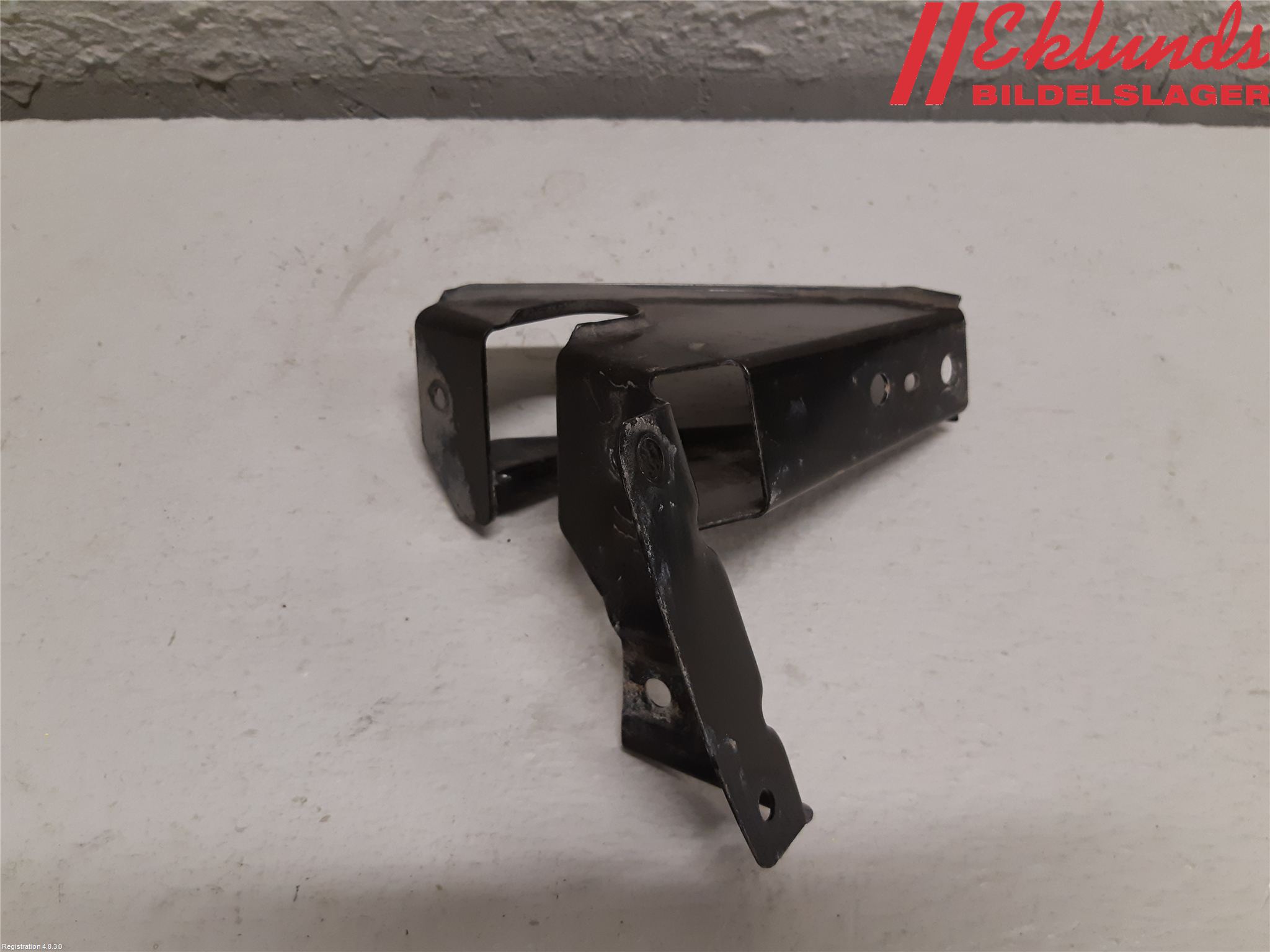 BMW 3 E90/91 SED/TOU 05-12 Frontplåt