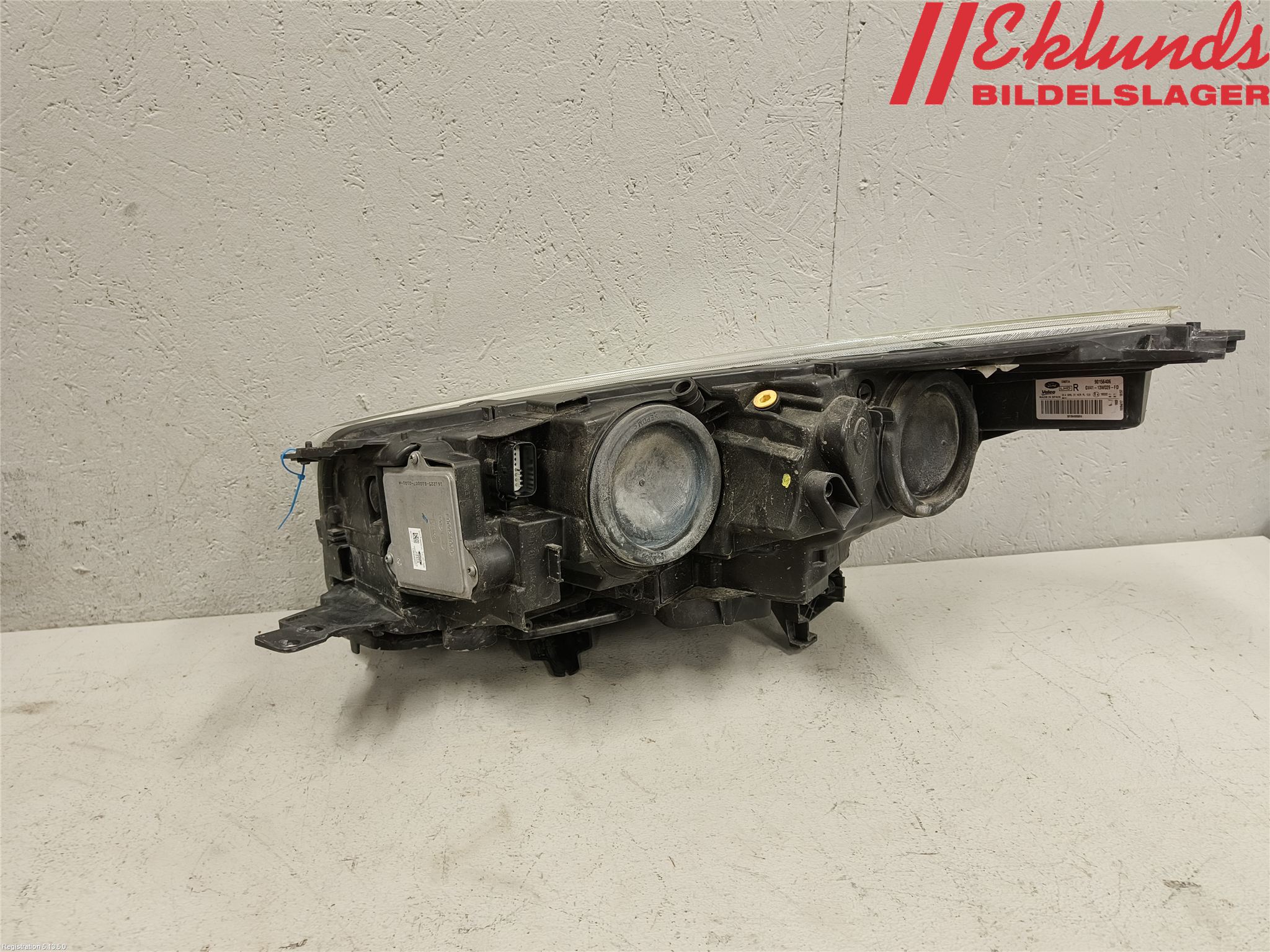 Ford KUGA 17-19 Strålkastare Höger