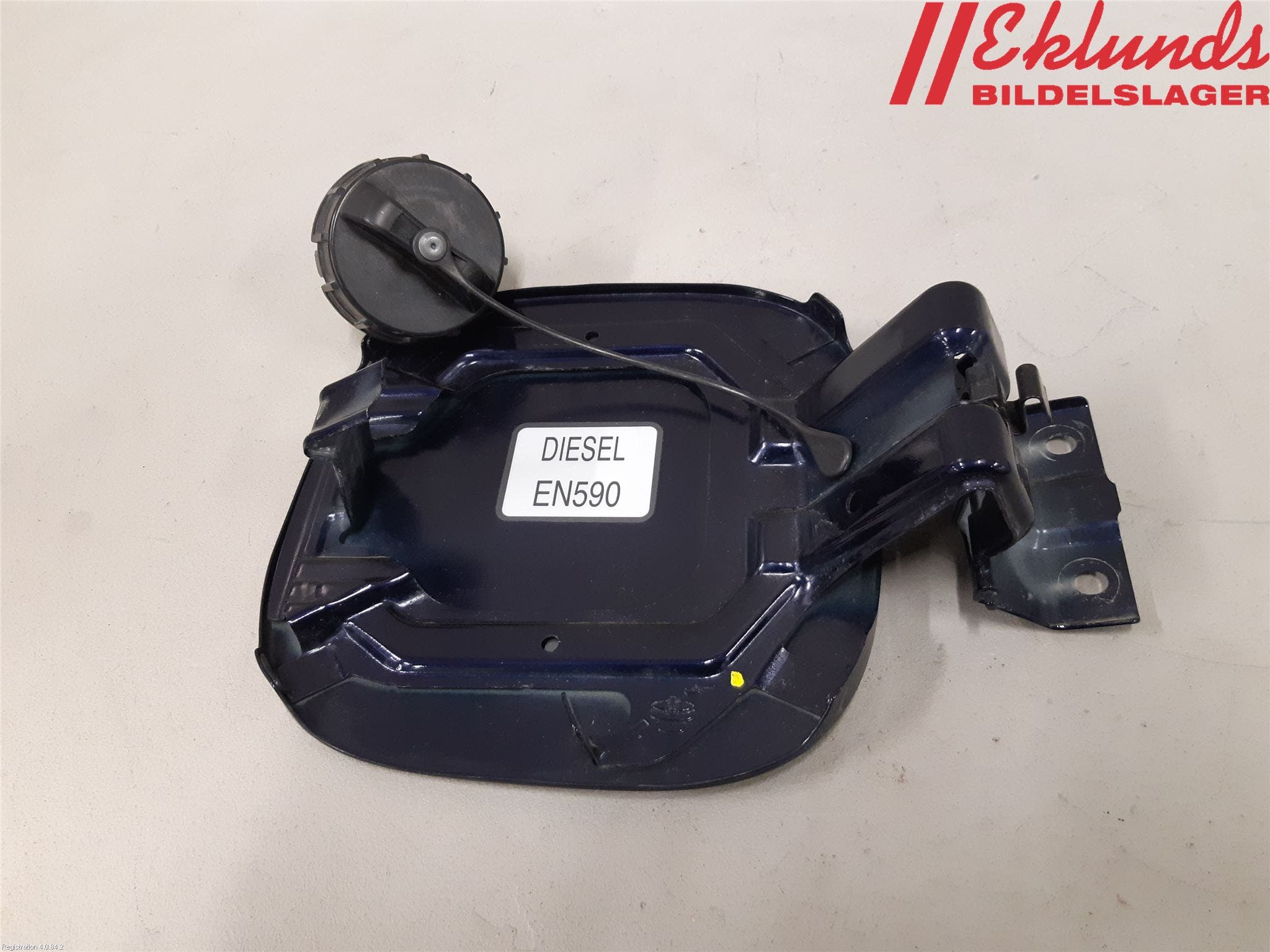 Mitsubishi OUTLANDER 13-21 Tanklucka