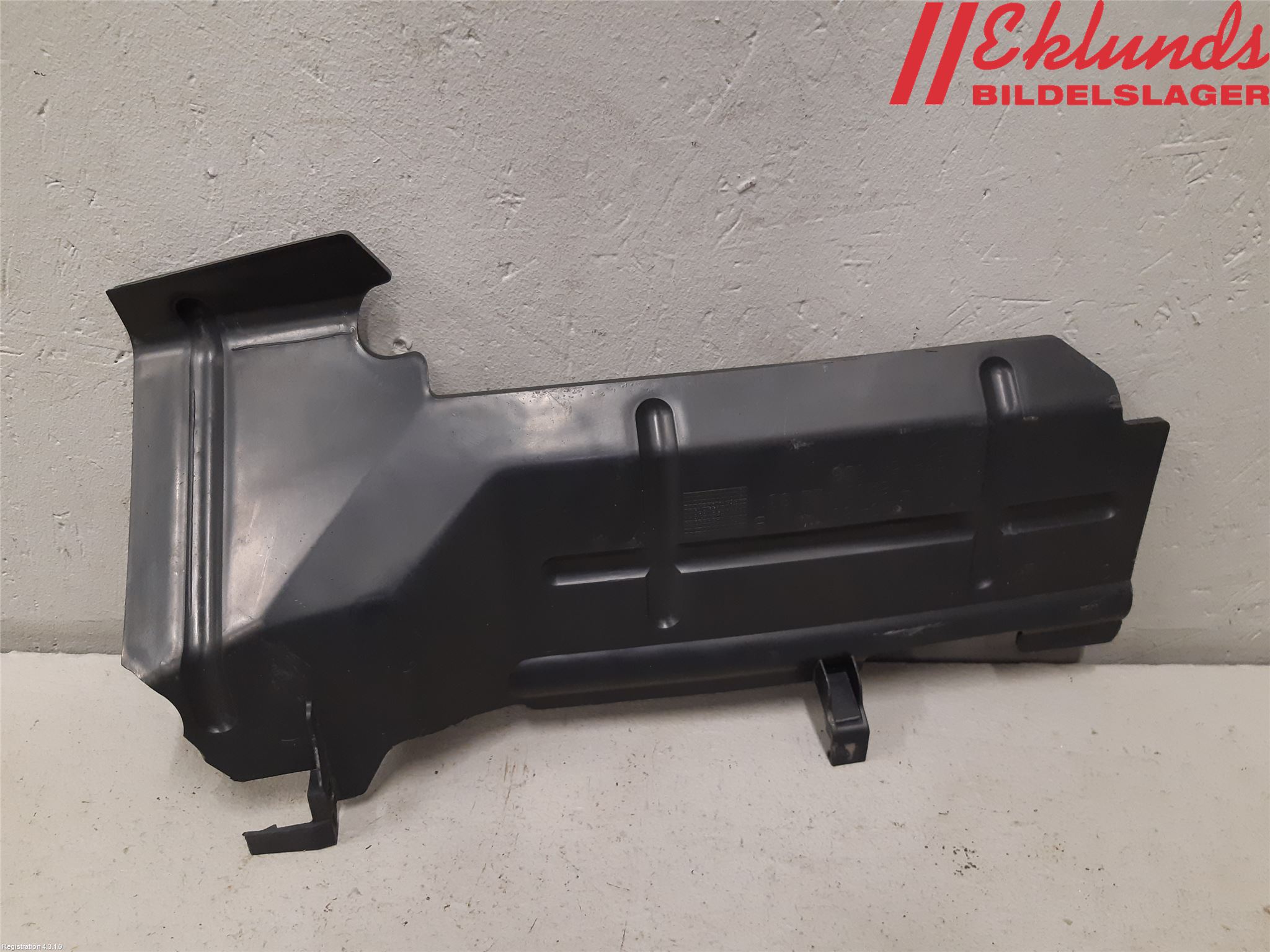 Opel VIVARO 01-14 Deflektor Plåt-Plast Kylning
