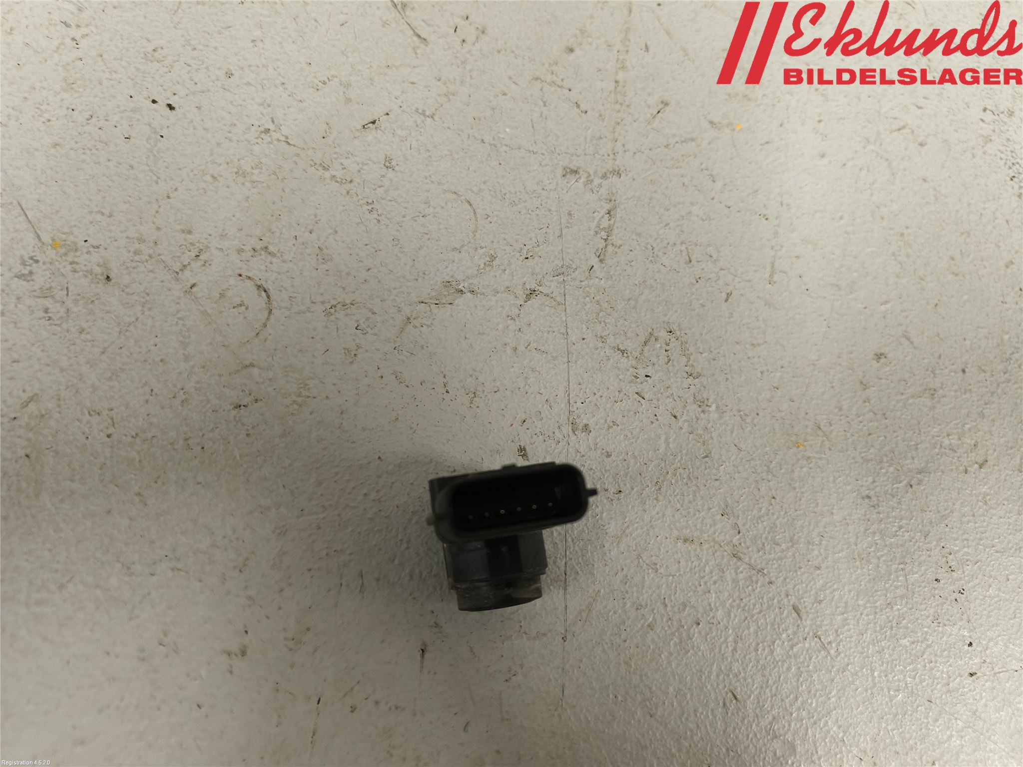 Hyundai i40 08-15 Parkeringshjälp Frontsensor