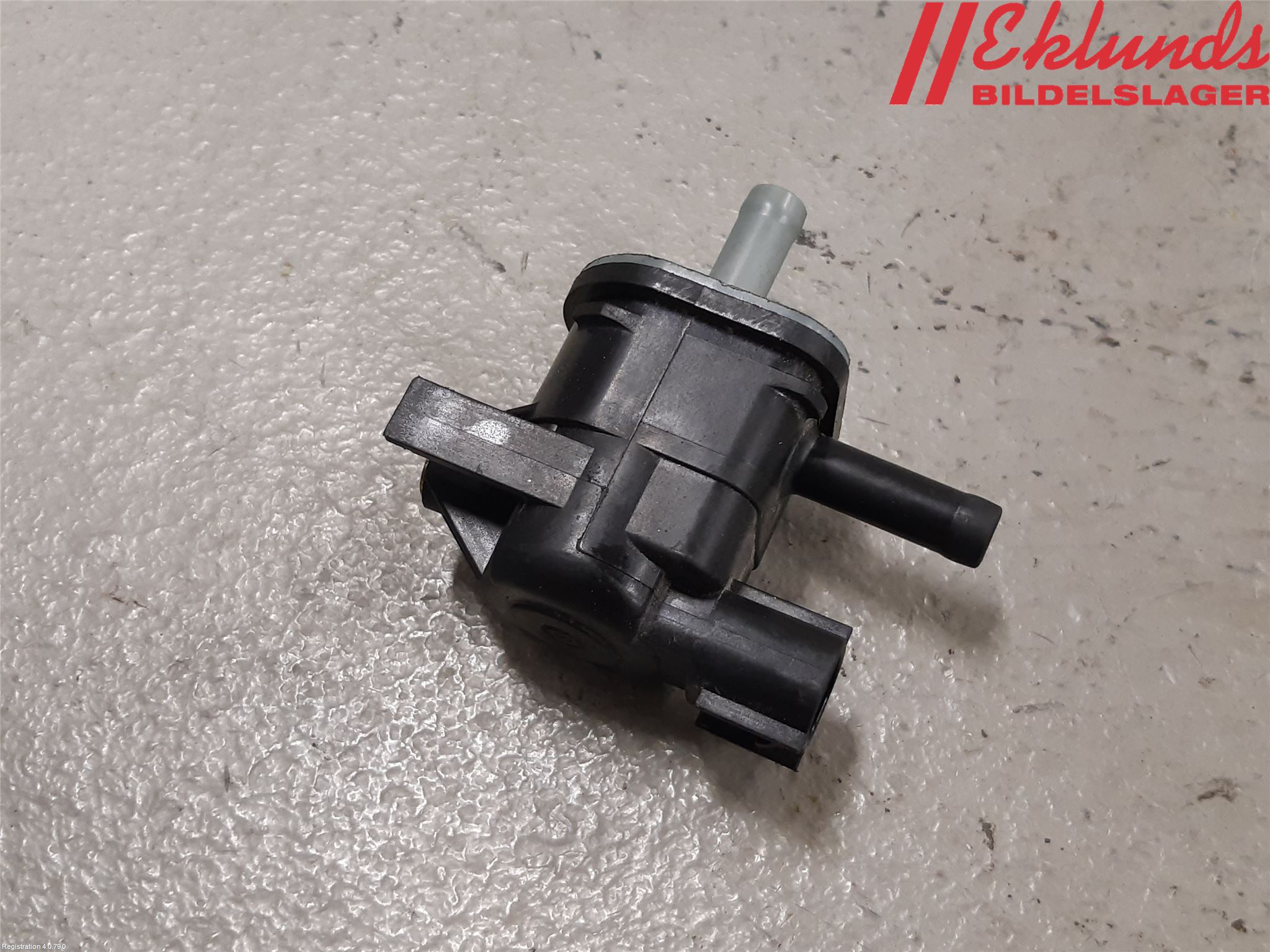 Toyota COROLLA 19- Vakuumventil