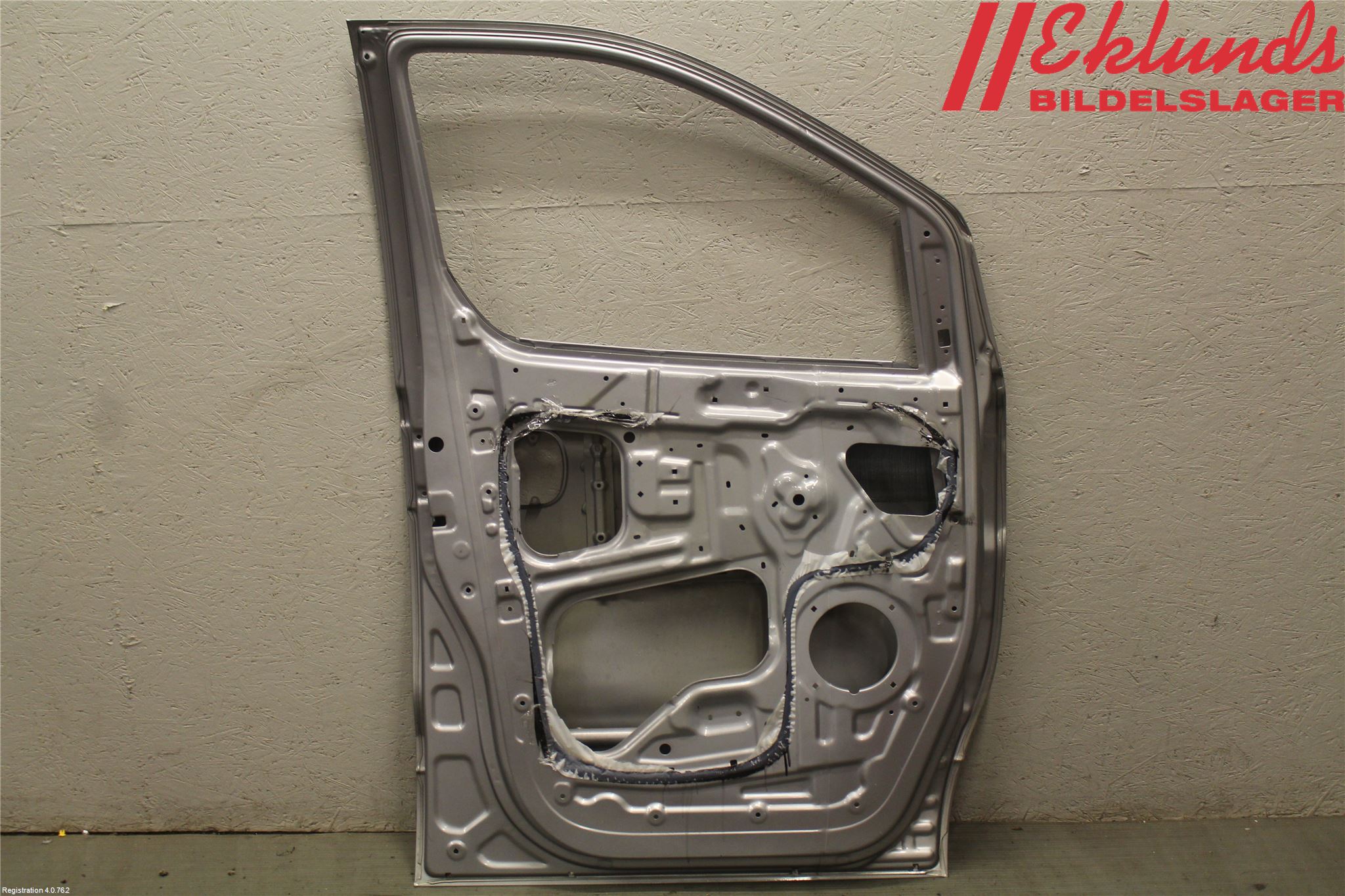 Hyundai H-1/STAREX 08-21 Dörr Fram Vänster