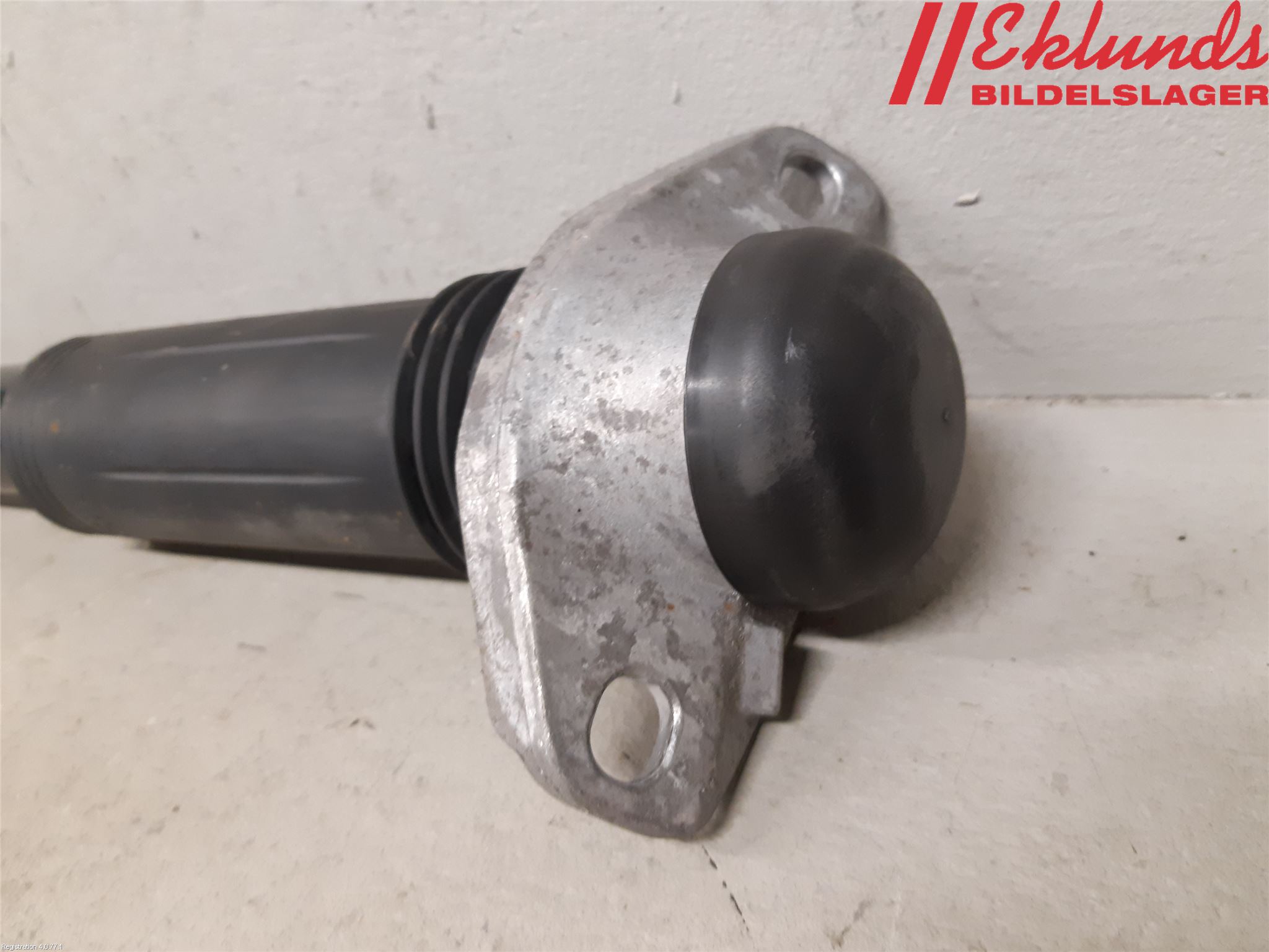 Toyota COROLLA 19- Stötdämpare Bak