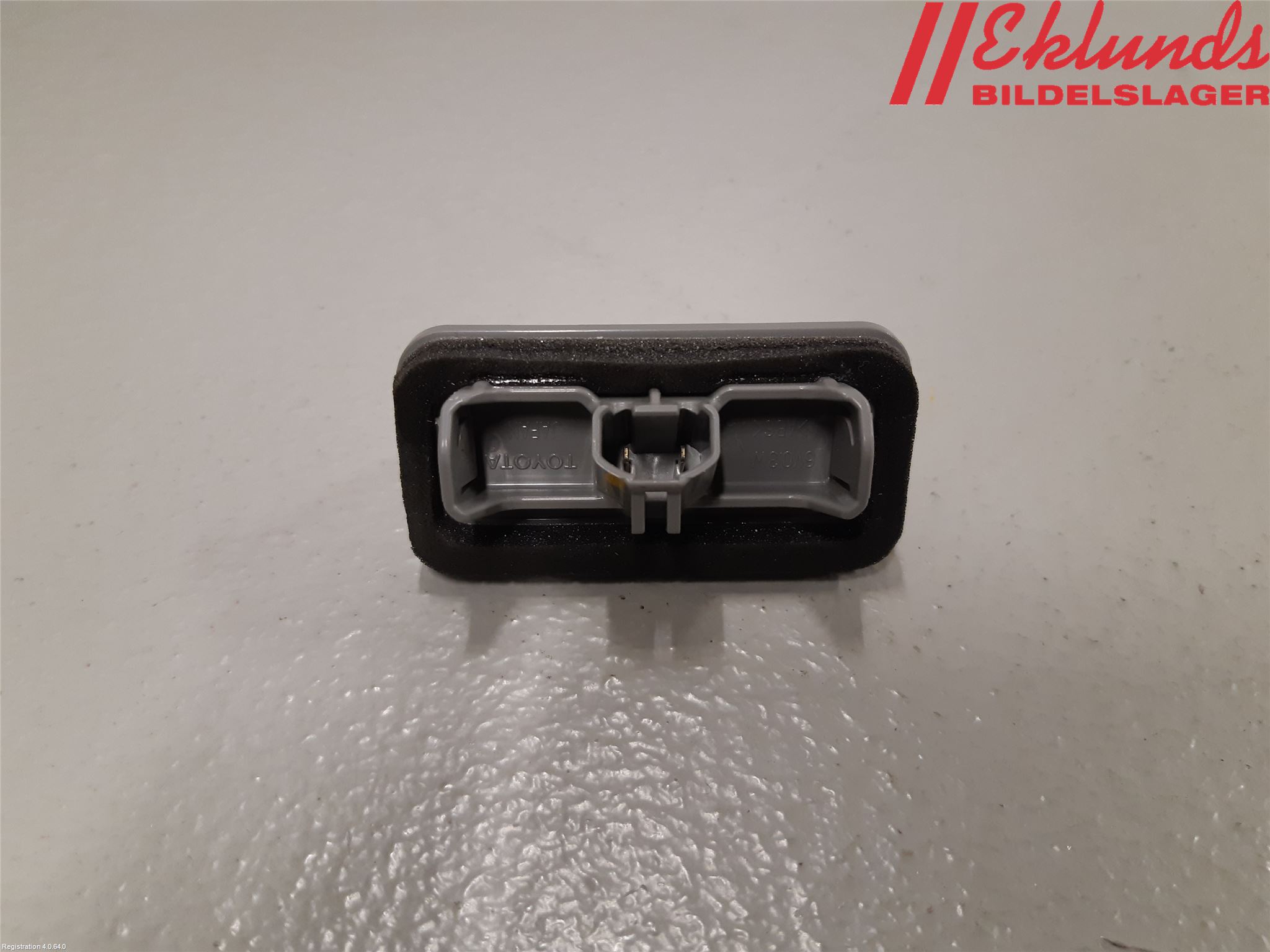 Toyota RAV4 19- Skylt Belysning