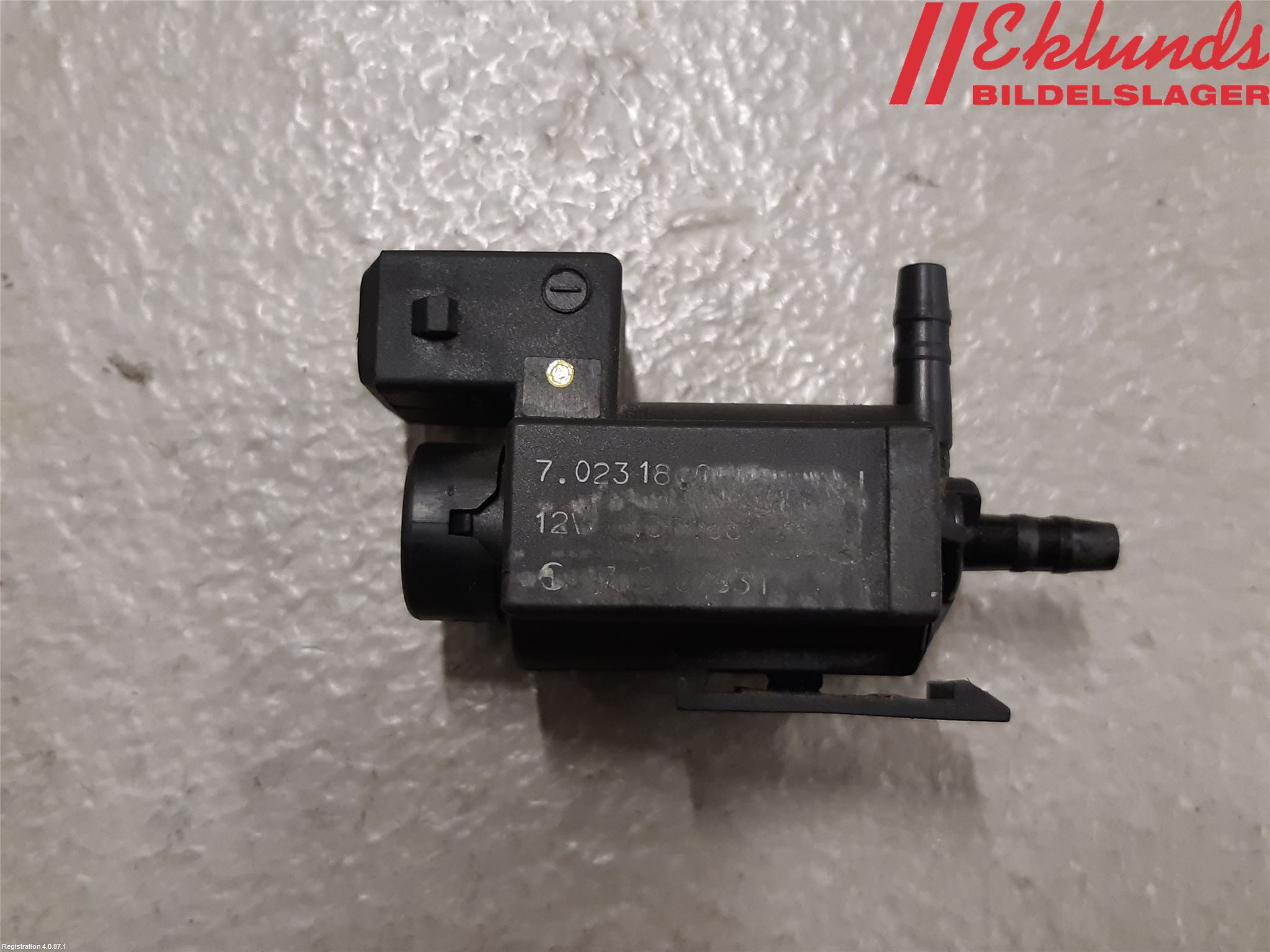 BMW 5 F10/F11/F18 09-17 Vakuumventil