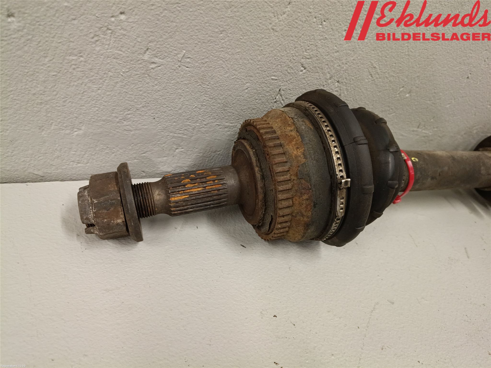 Volvo 850 91-97 Drivaxel Fram Vänster