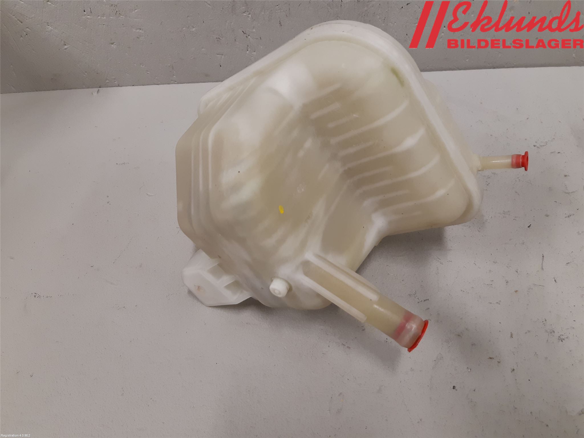 Nissan QASHQAI   07-10 Expansionstank