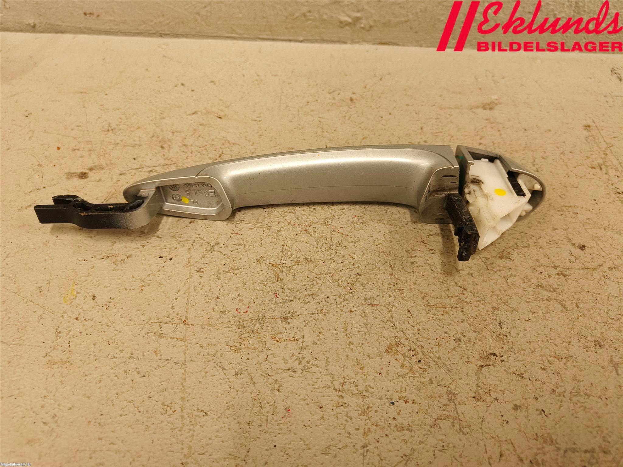 BMW 3 F30/F31/F80 12-19 Dörrhandtag Yttre Vä