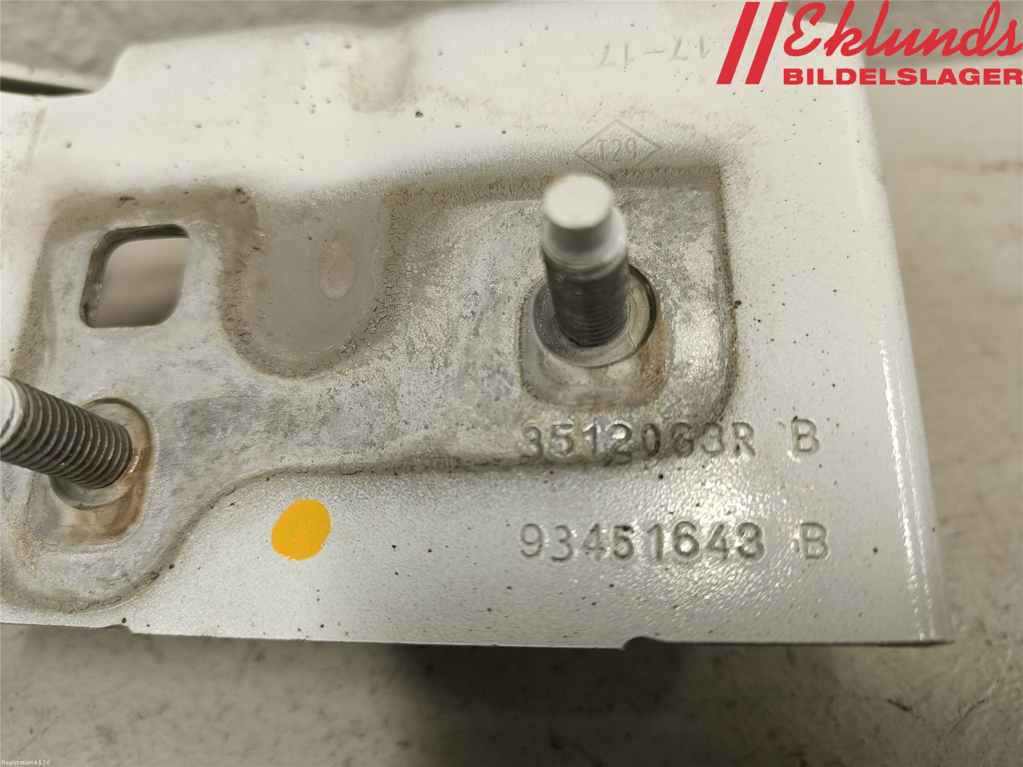 Renault TRAFIC/E-TECH 15- Front Övrigt