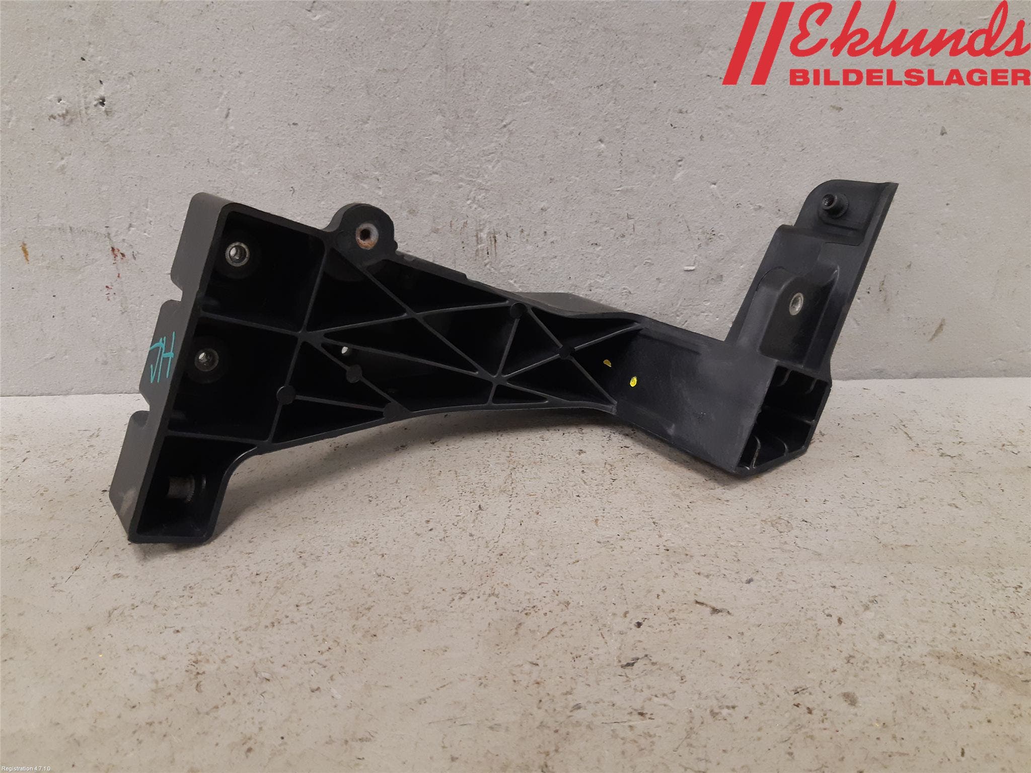 Hyundai i40 08-15 Frontplåt