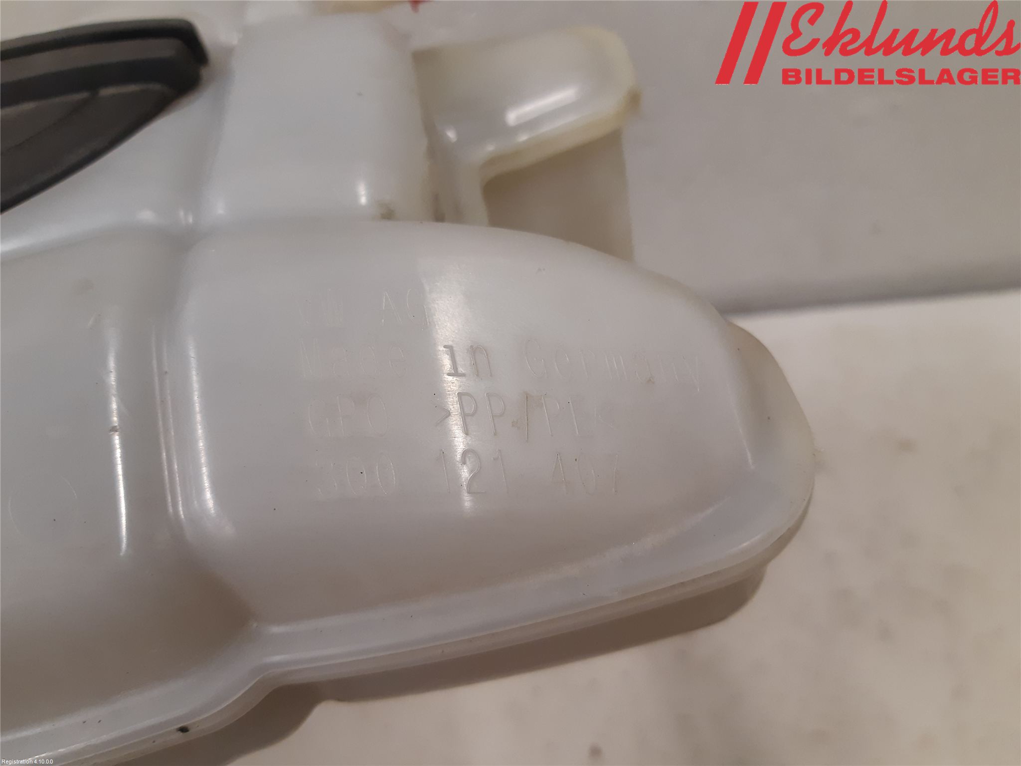 Volkswagen VW PASSAT 15-19 Expansionstank
