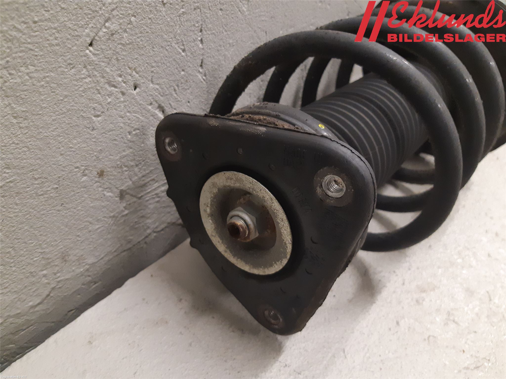 Ford FOCUS 11-14 Fjäderben Fram Höger