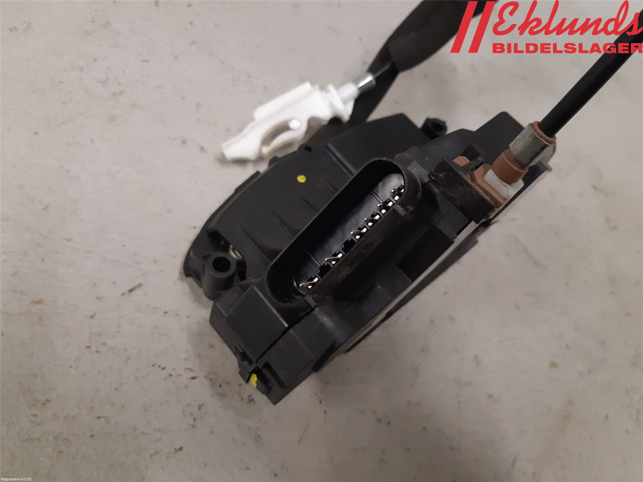 Ford MONDEO 15-22 Låskista-Dörrlås