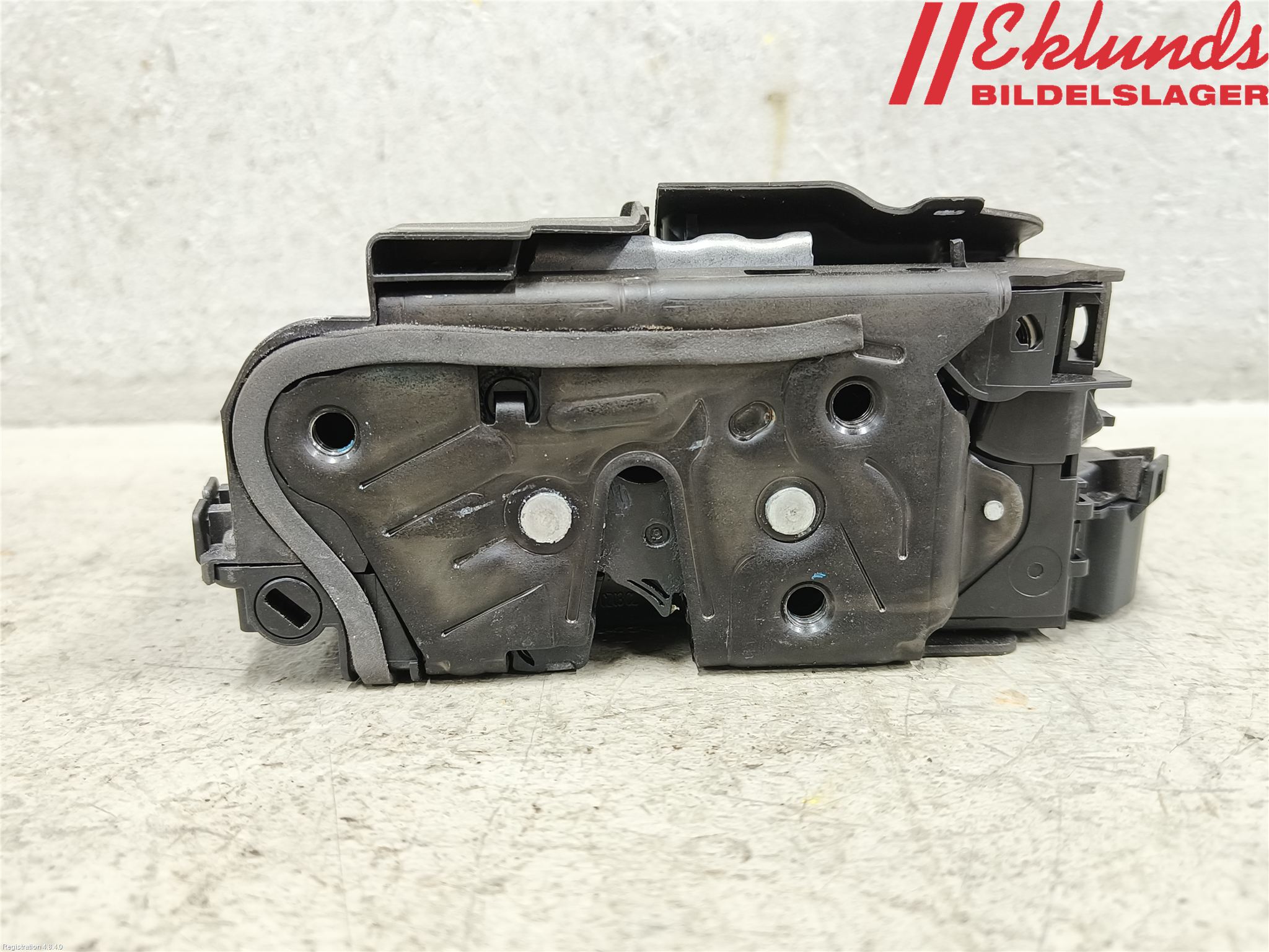 Audi A3/S3 8Y 21- Låskista-Dörrlås