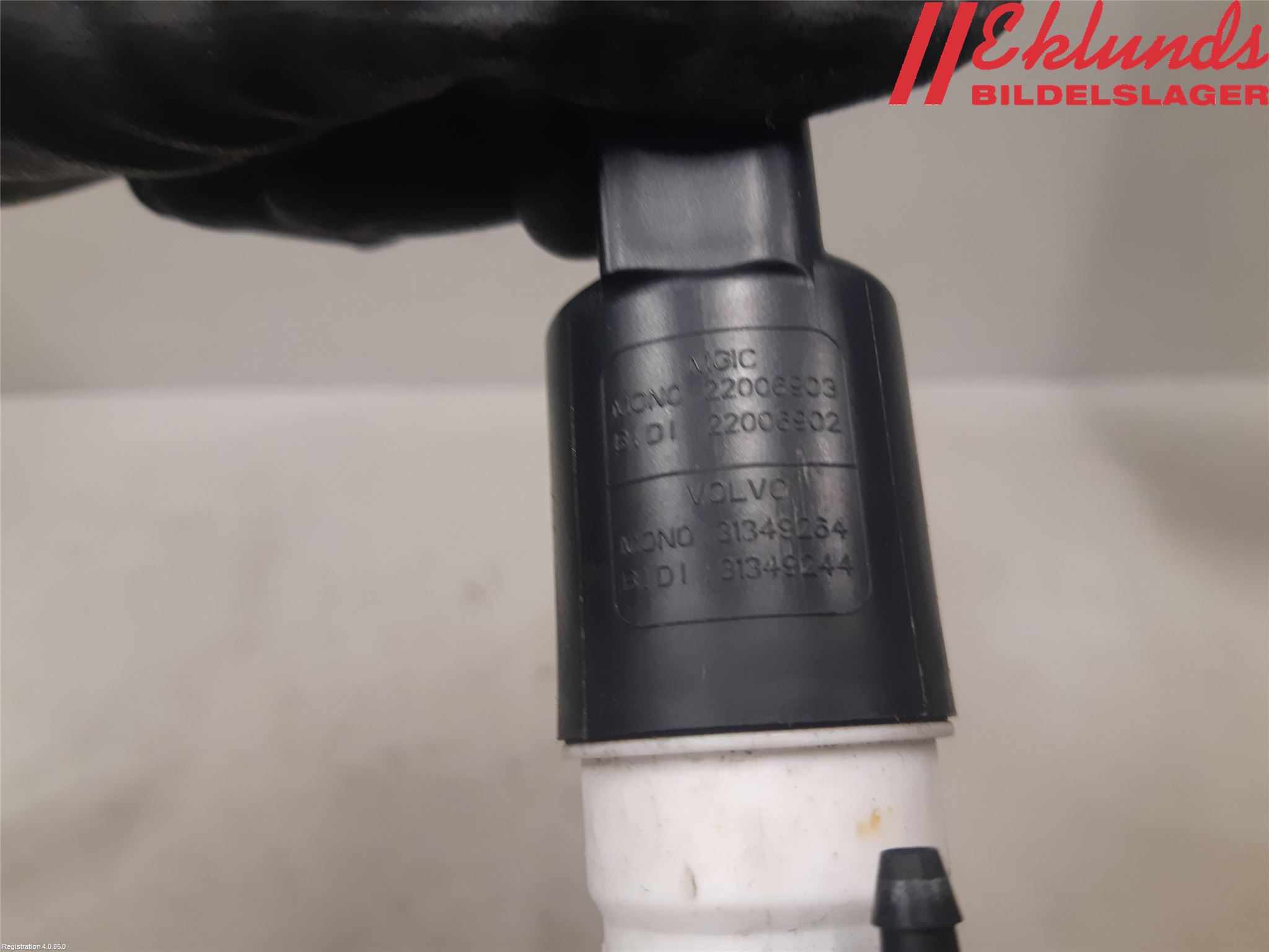 Volvo S60 14-18 Spolarpump Vindruta