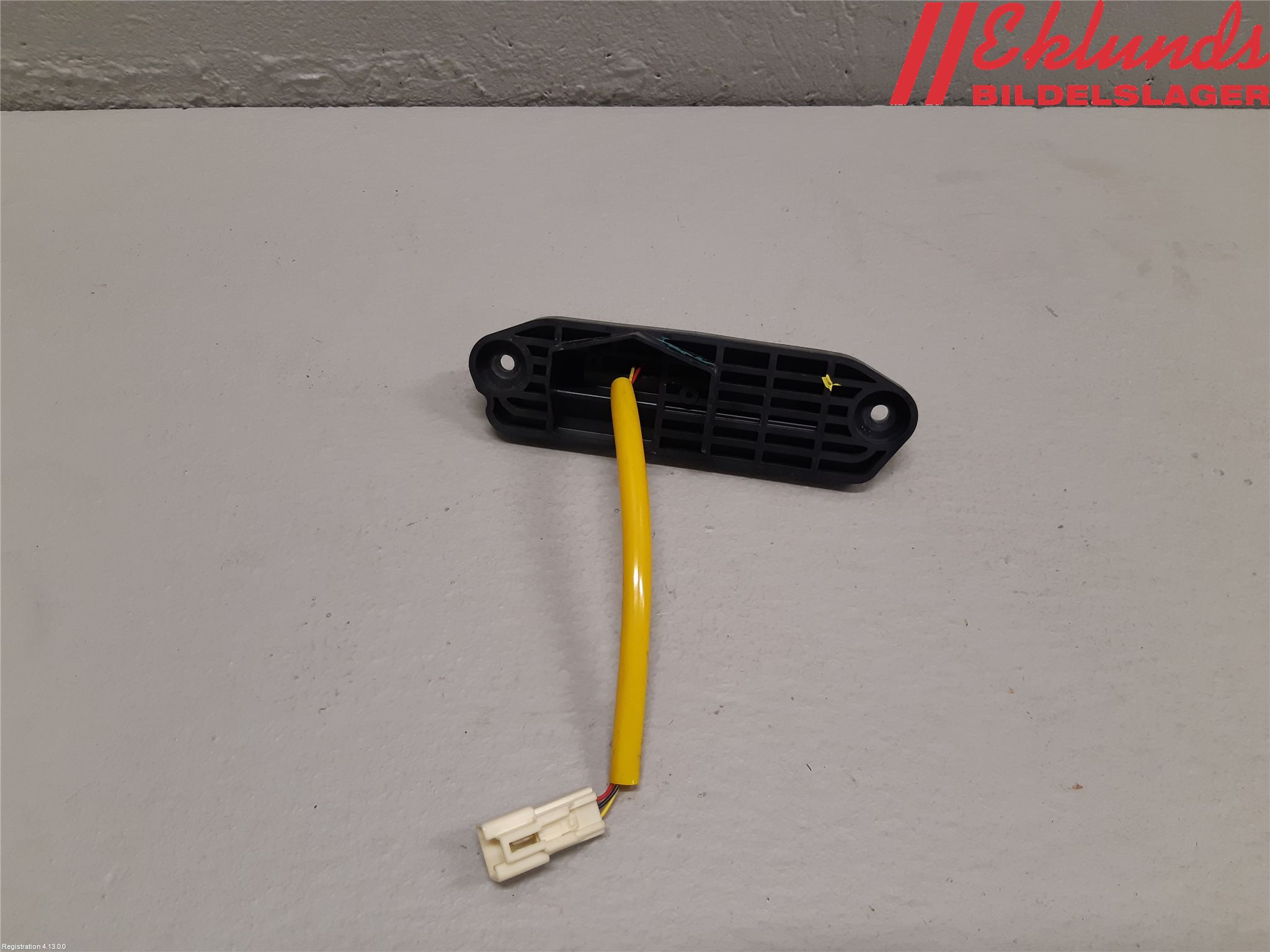 Mitsubishi OUTLANDER 13-21 Bakluckehandtag